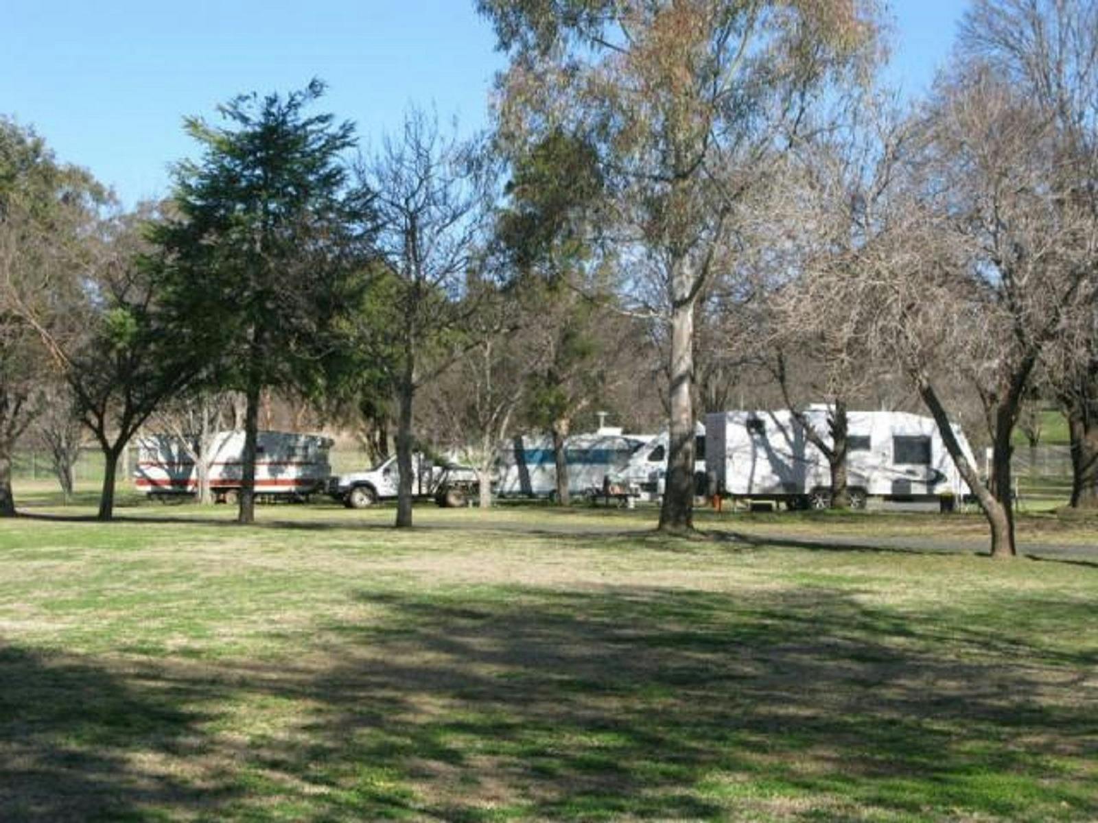 캐러밴을 위한 전력 공급 사이트