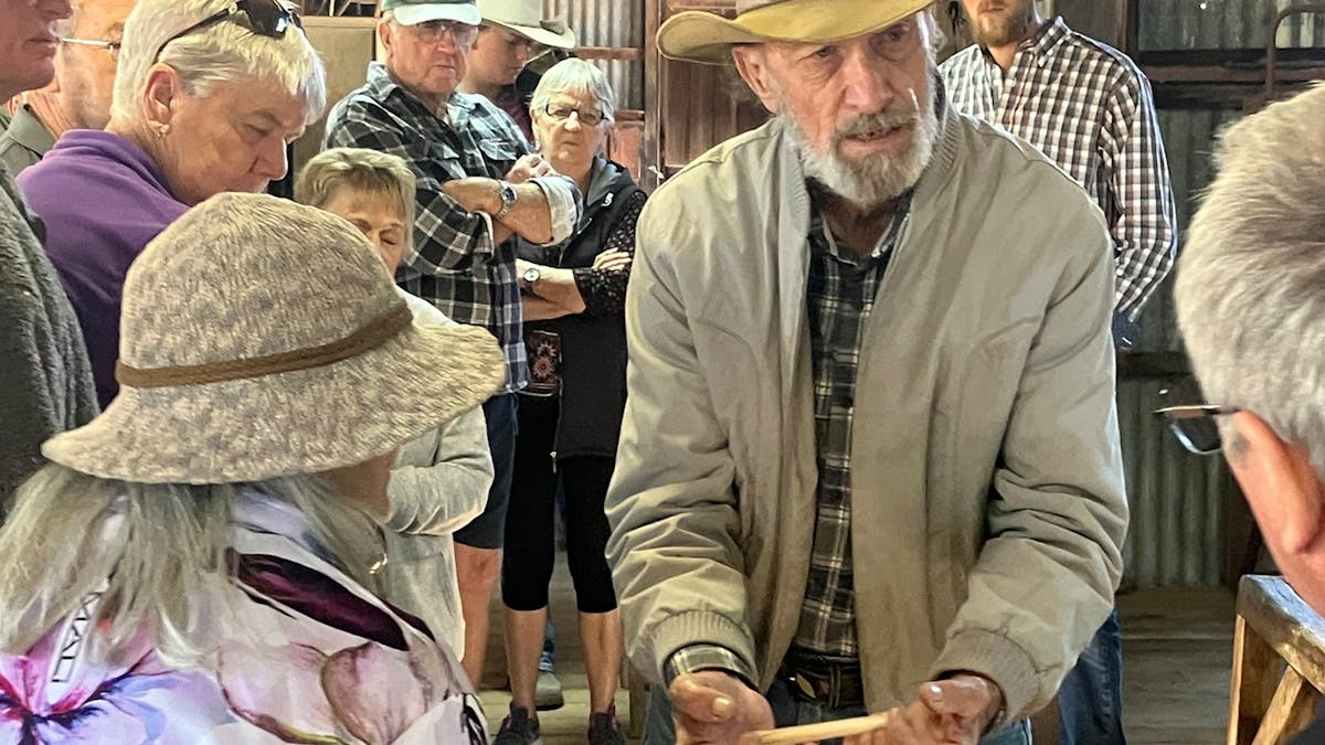 Blackall Historical Woolscour, Tourist attraction, Wool industry, Shearing, Wool classing