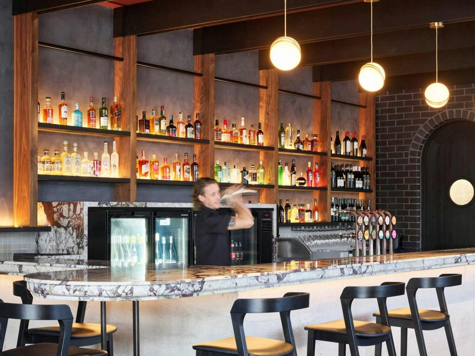 VineWine Bar - Stylish Bar, Cocktails, Wines, Craft Beers, Tapas, Pizza, Private Events.