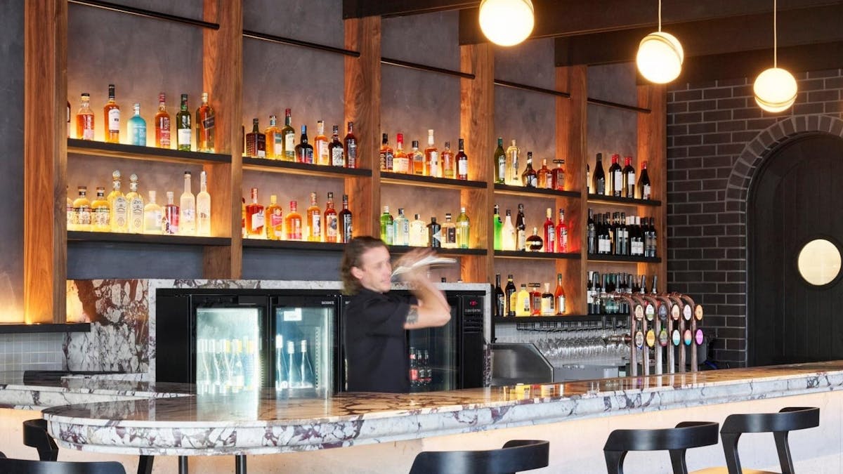VineWine Bar - Stylish Bar, Cocktails, Wines, Craft Beers, Tapas, Pizza, Private Events.