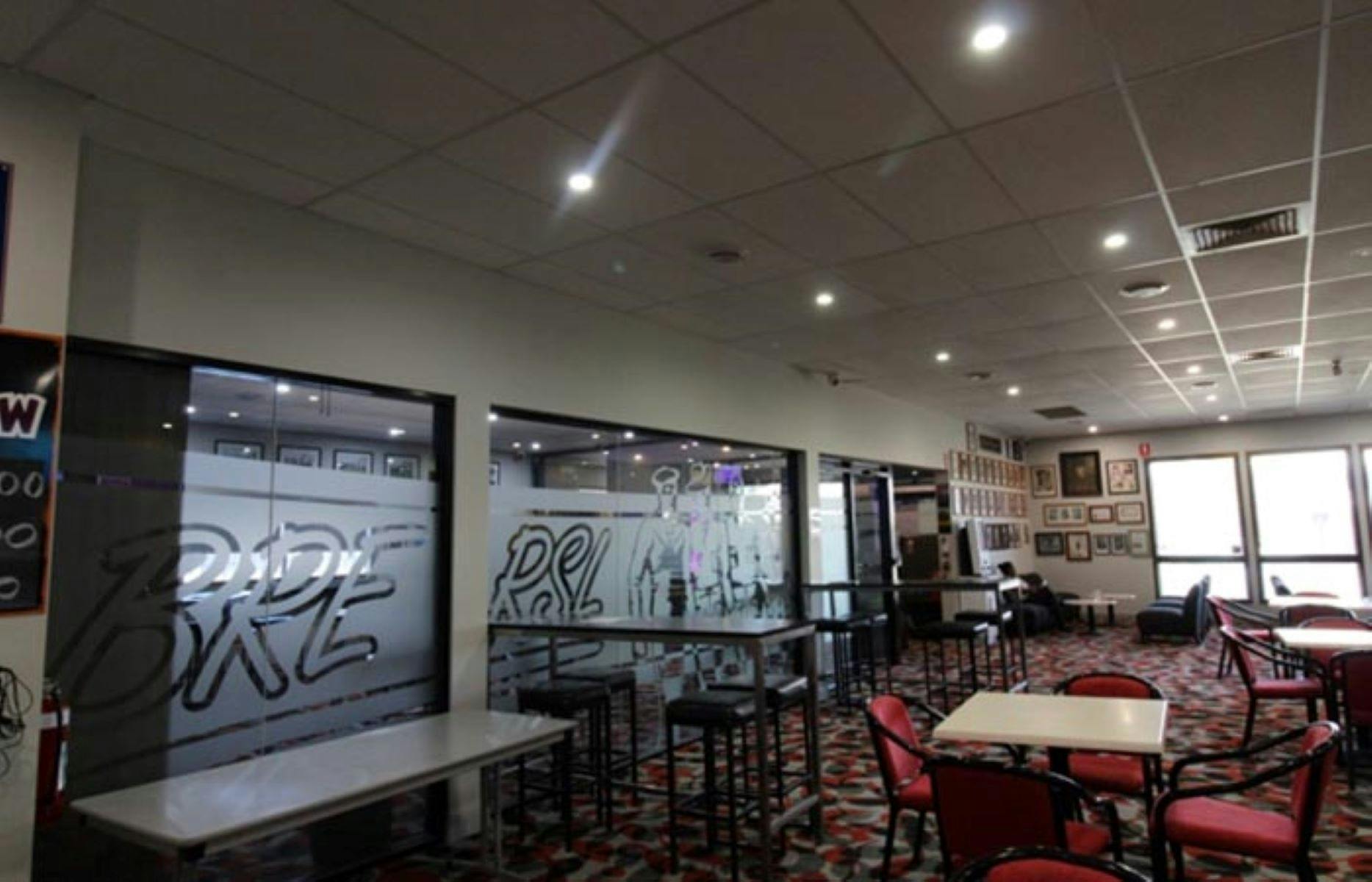 Bre RSL interior