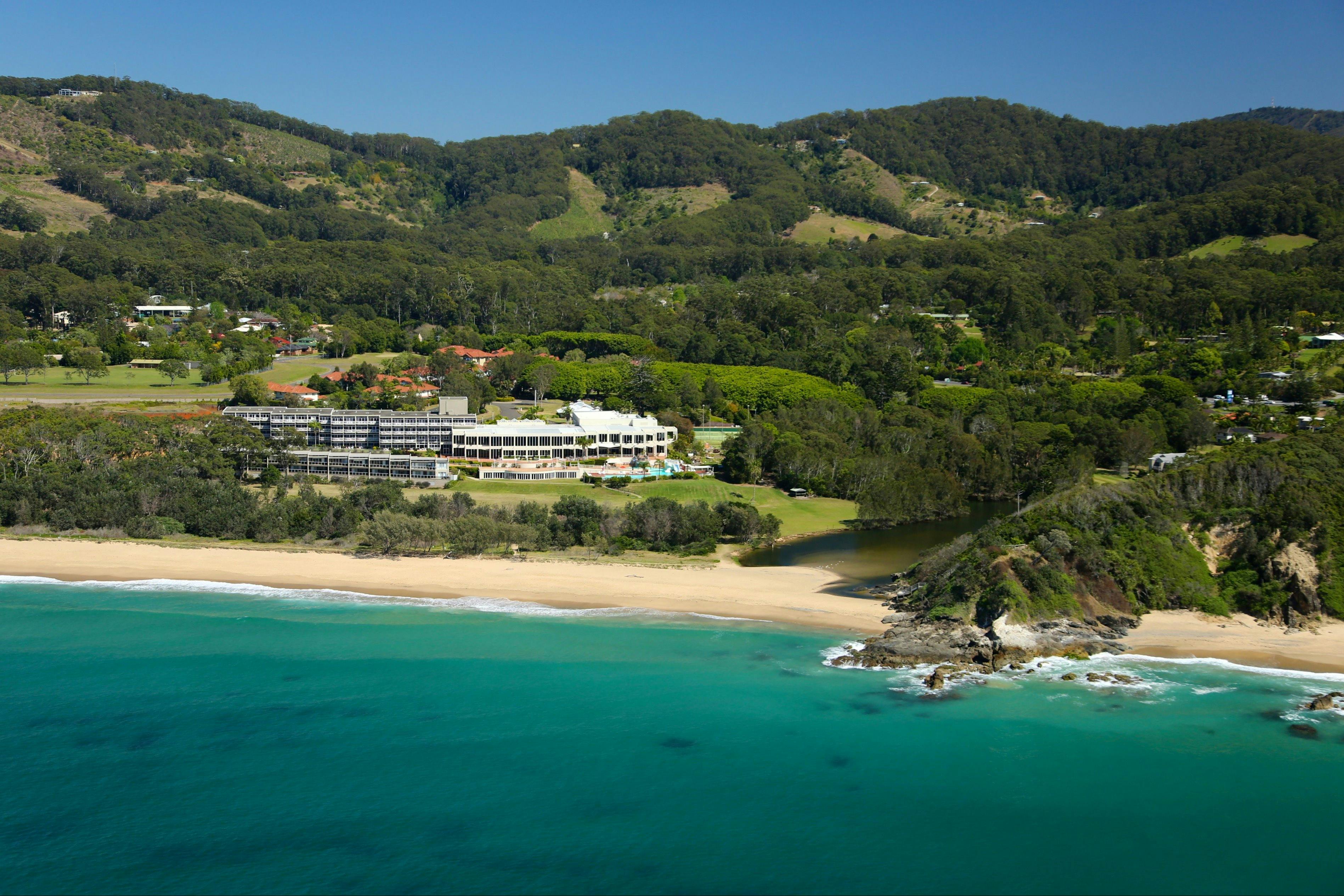 Horizons Restaurant And Bar At Opal Cove Resort Coffs - 