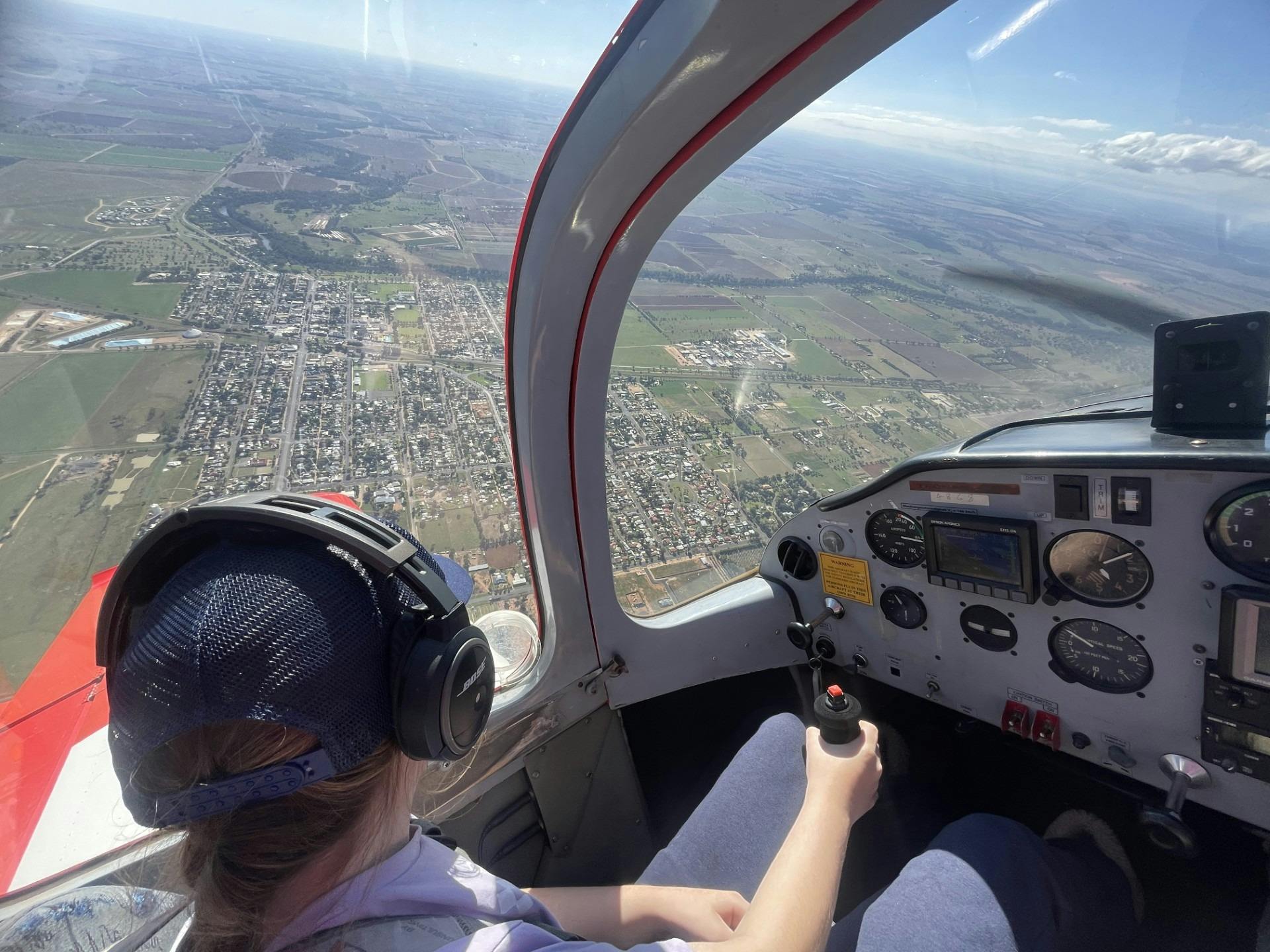 Flying with Grace, Flight School, Instructor, Learn to Fly, Trial Flight, Central West NSW