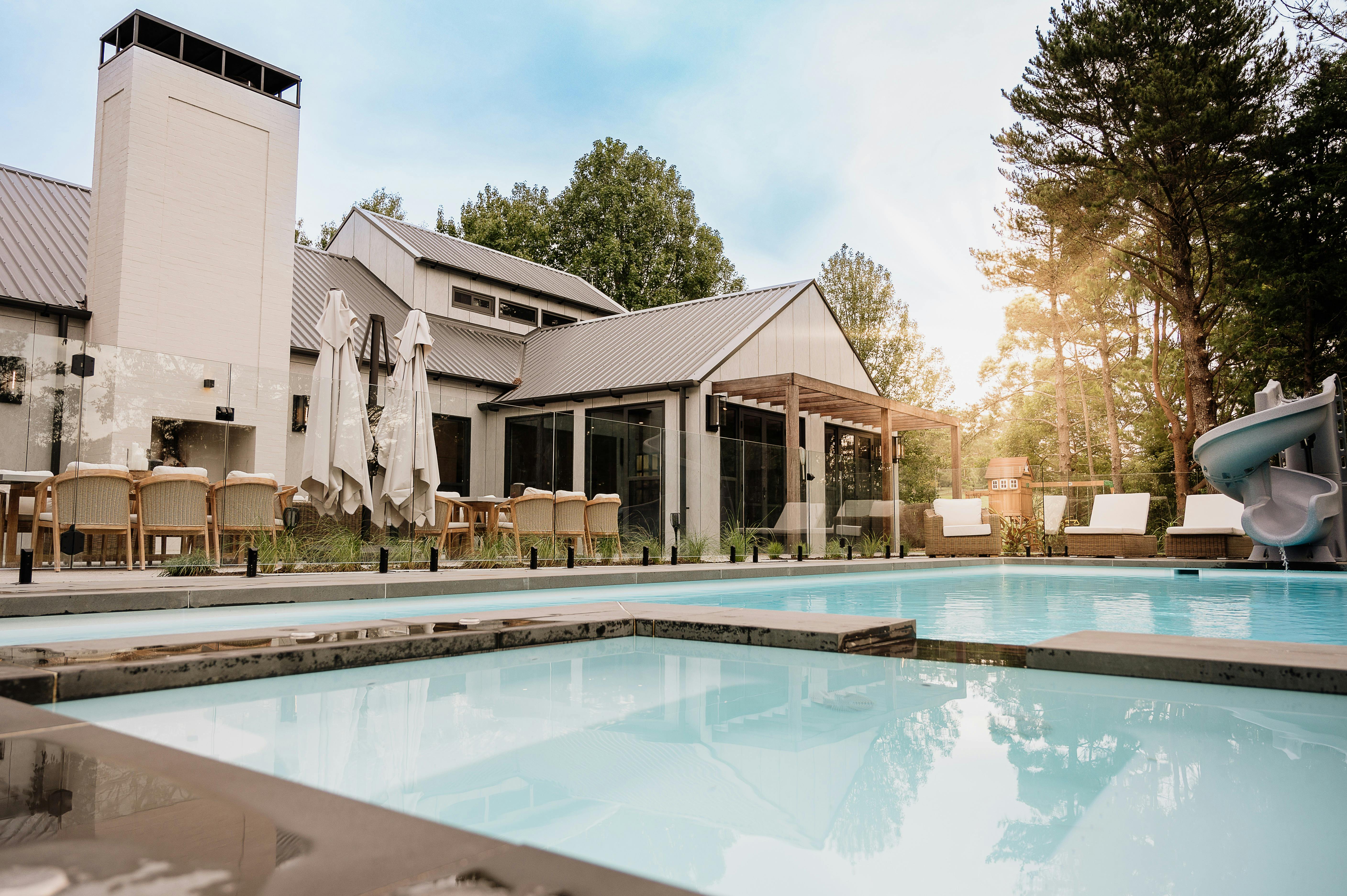 Berry Luxury Barn House