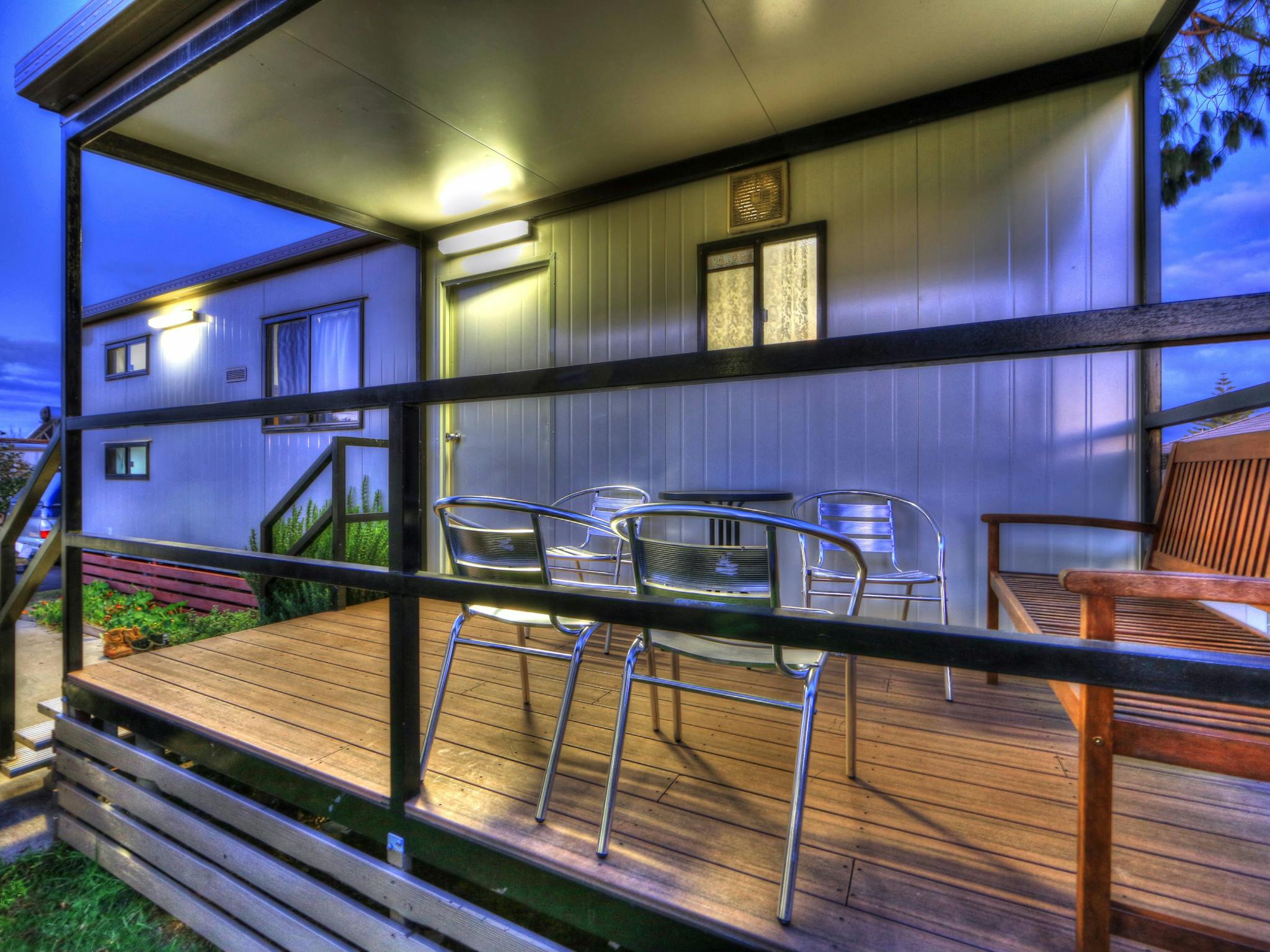 BIG4 Toowoomba 3 Bedroom Cabin 6 Berth Verandah with outdoor furniture BIG4 Toowoomba 3 Bedroom Cabin 6 Berth Verandah with outdoor furniture