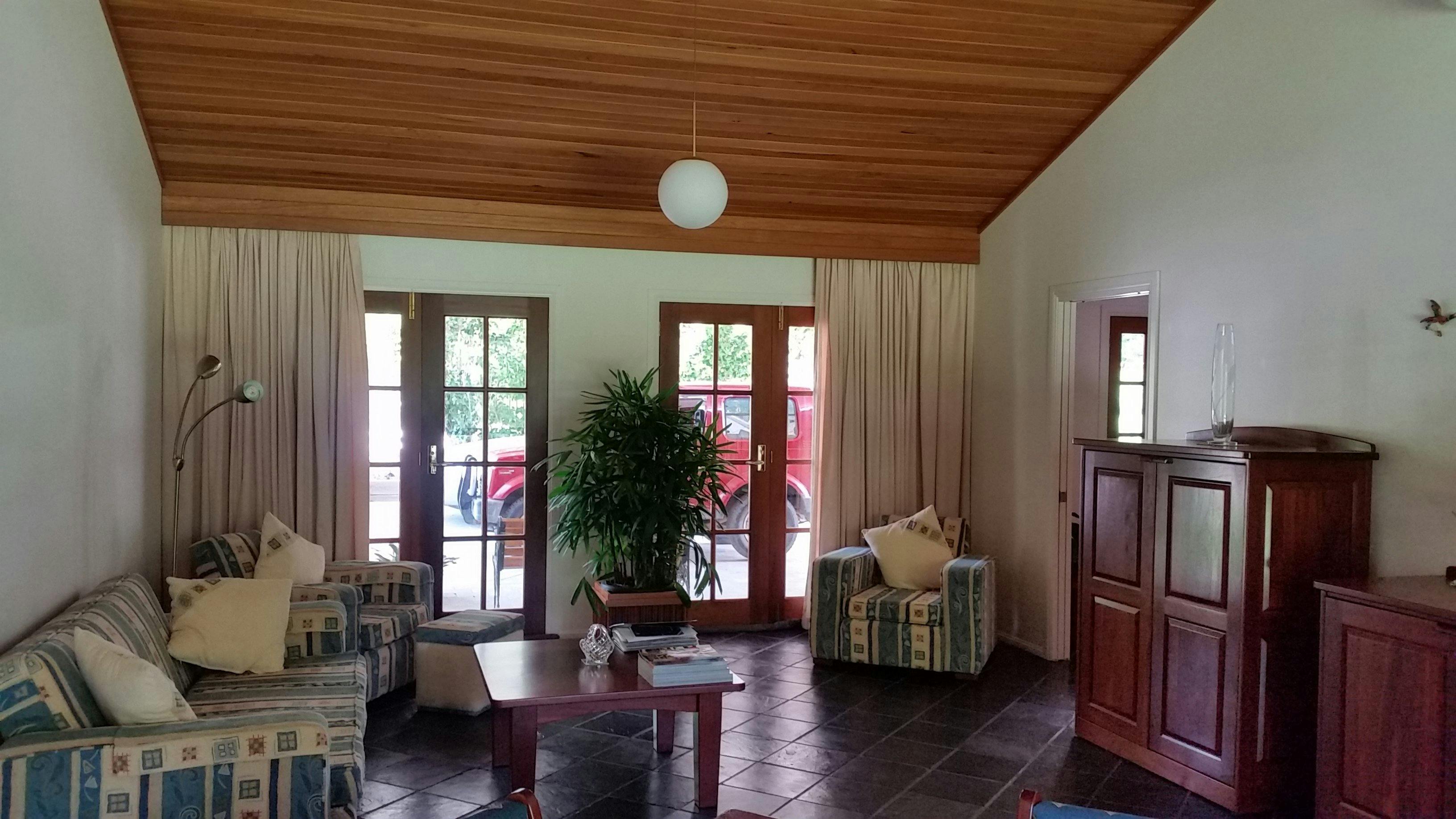 Relax in the spacious lounge area where you can read a magazine, listen to a CD, watch TV or a DVD.