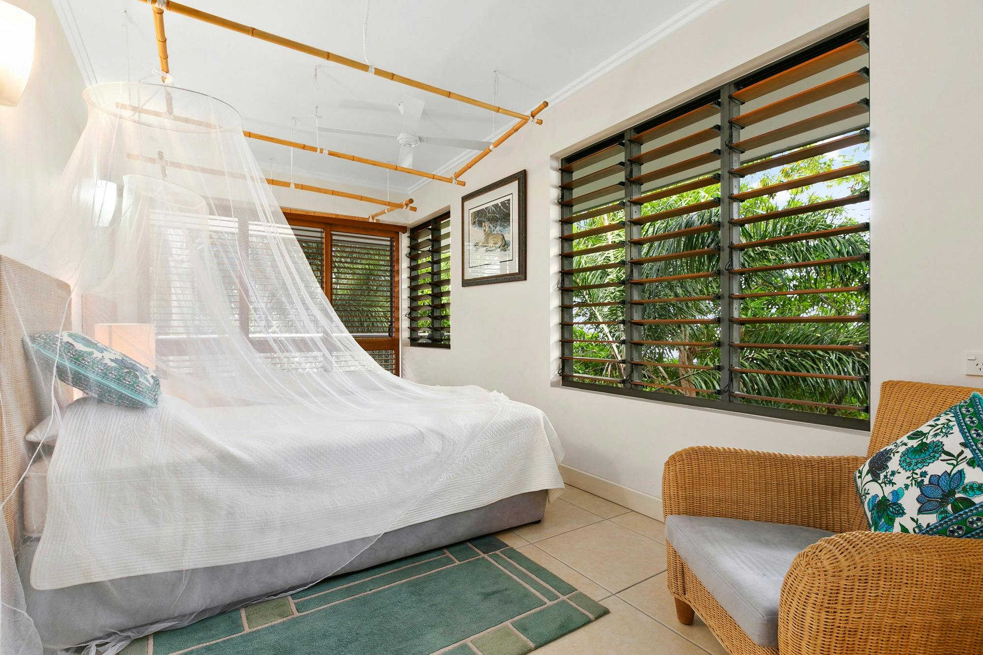 Sea Point On Trinity Beach