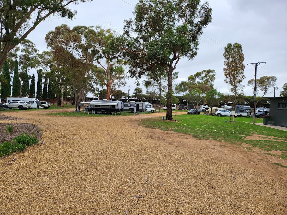 Waterfront Holiday Park, Caravan/Camping/RV Sites Tailem Bend,