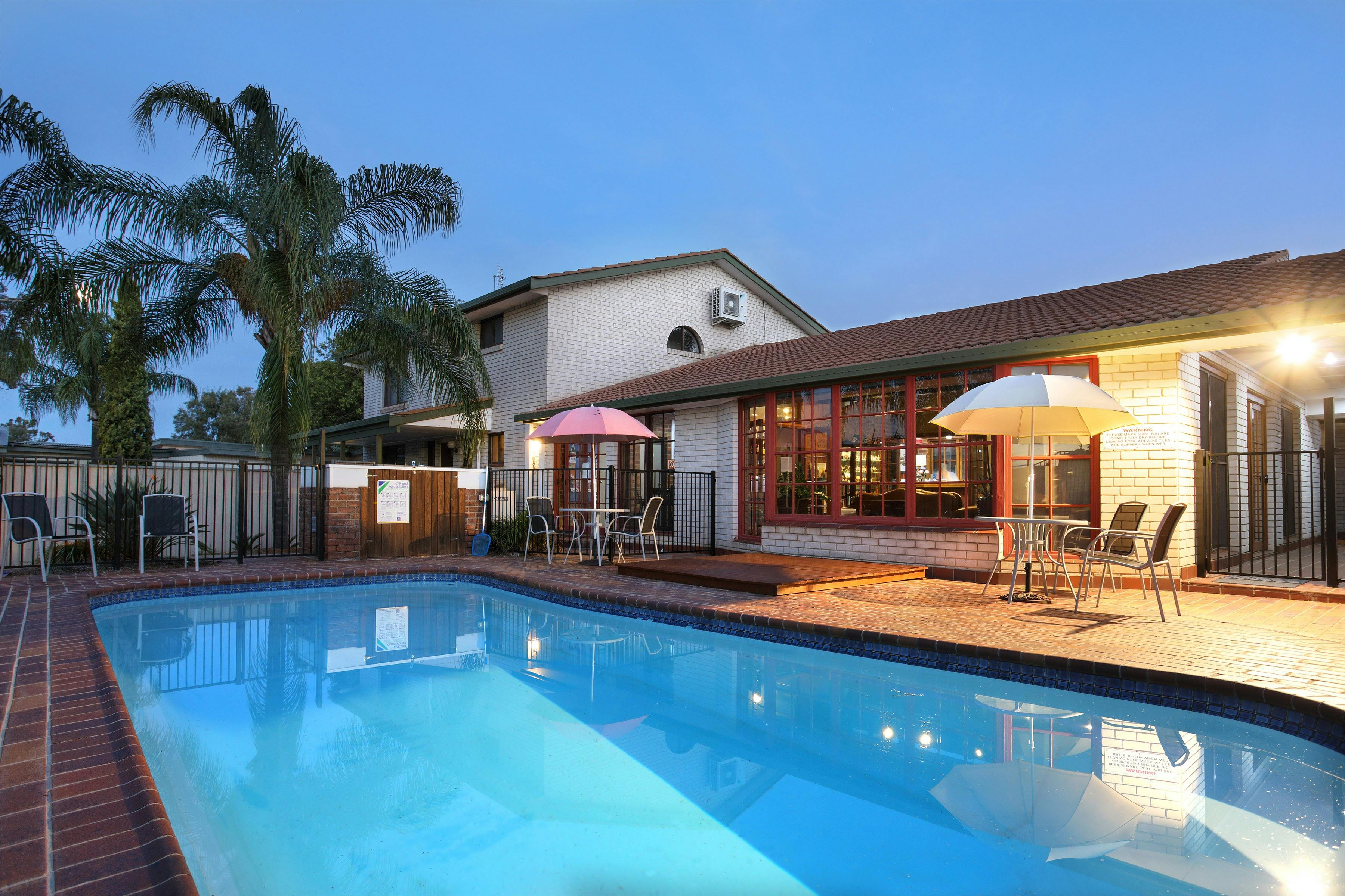 tamworth-motor-inn-cabins-nsw-holidays-accommodation-things-to