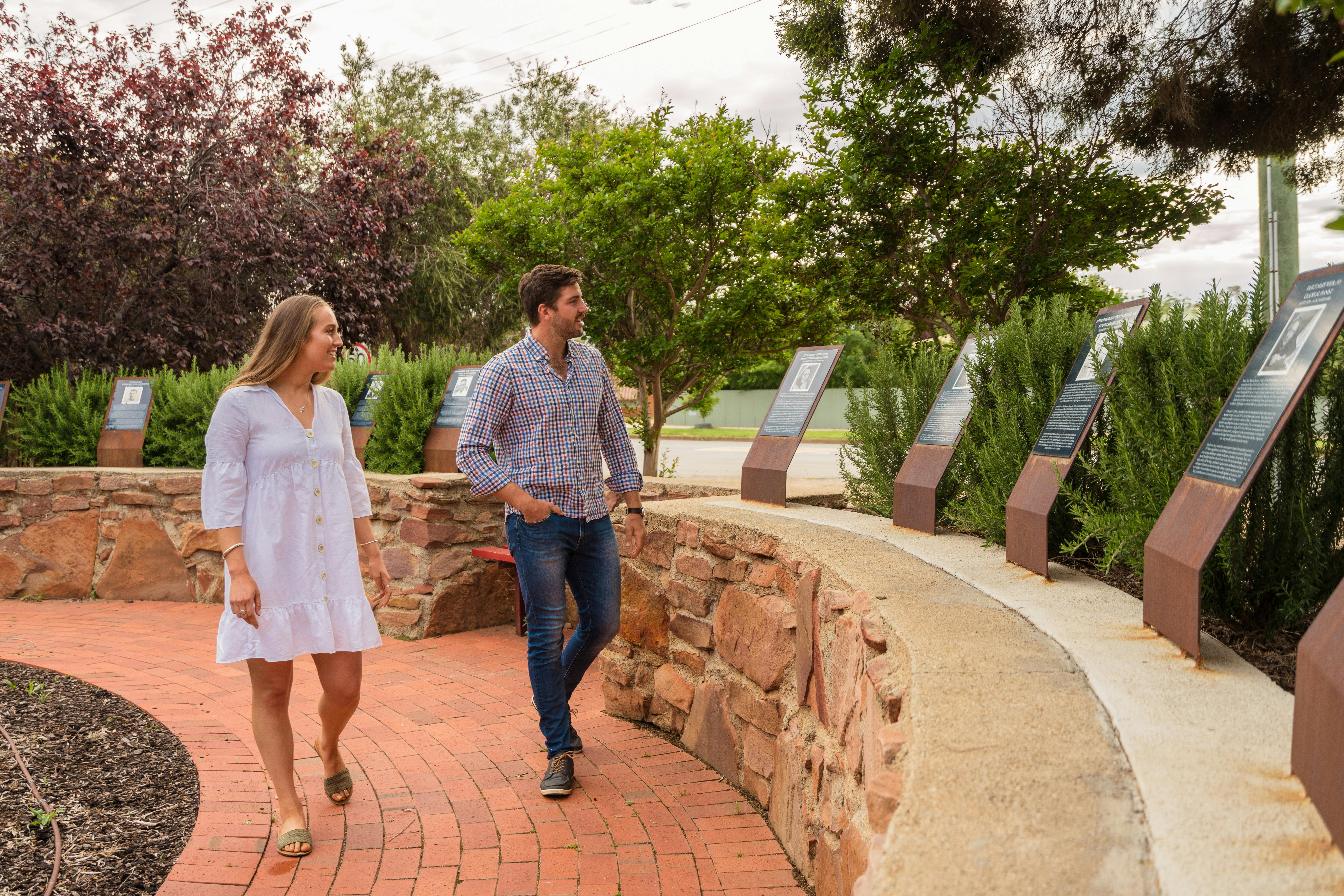 Visitors at the Walk of Fame Lockhart