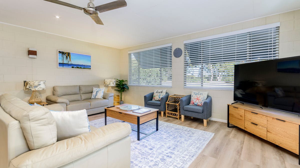 Lounge room