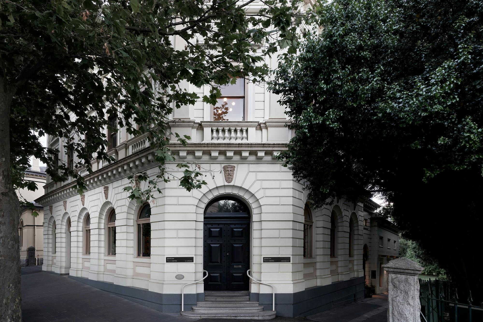 The grand Hotel Ernest facade