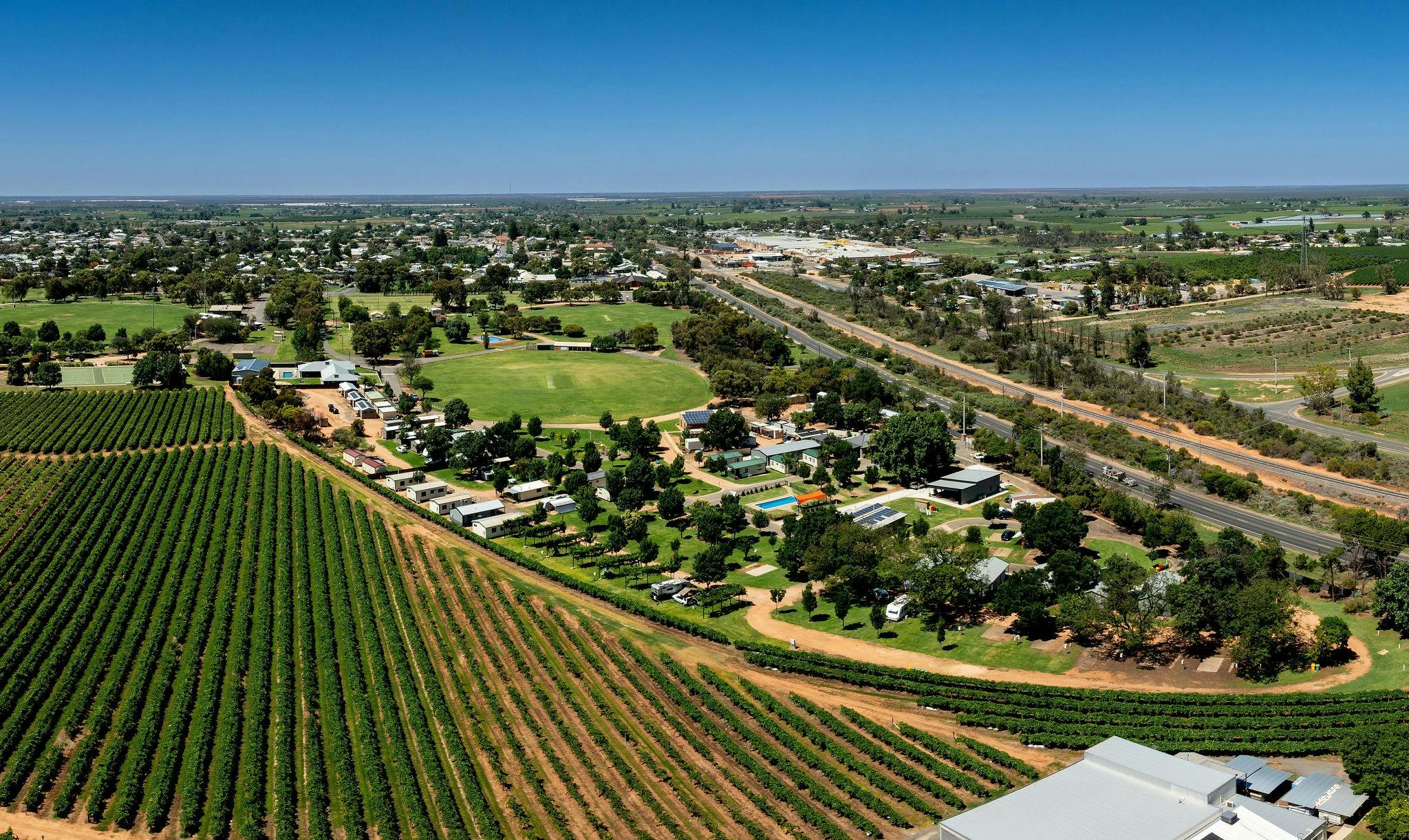 Aerial view of BIG4 Red Cliffs