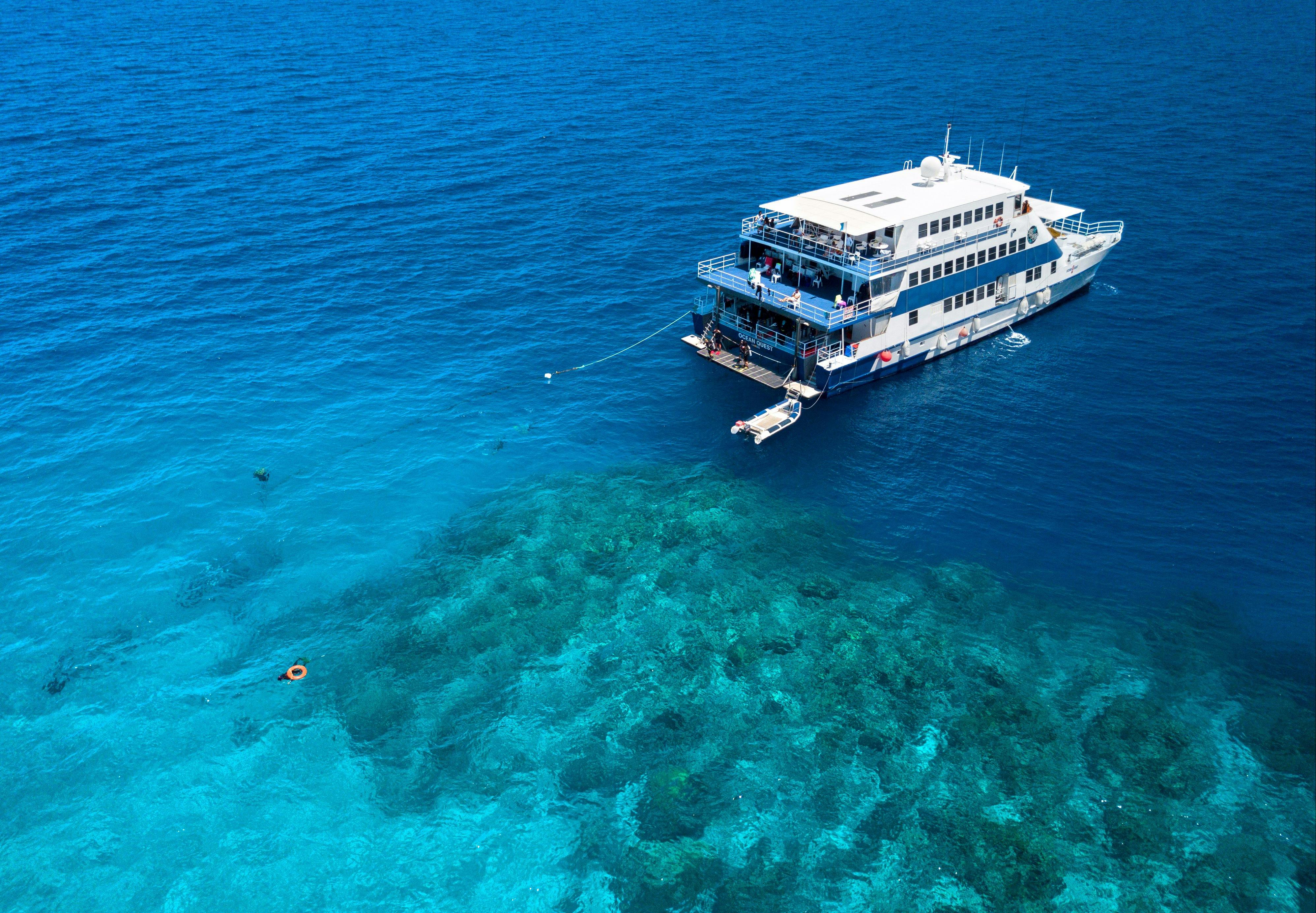 OceanQuest Overnight Liveaboard Experience