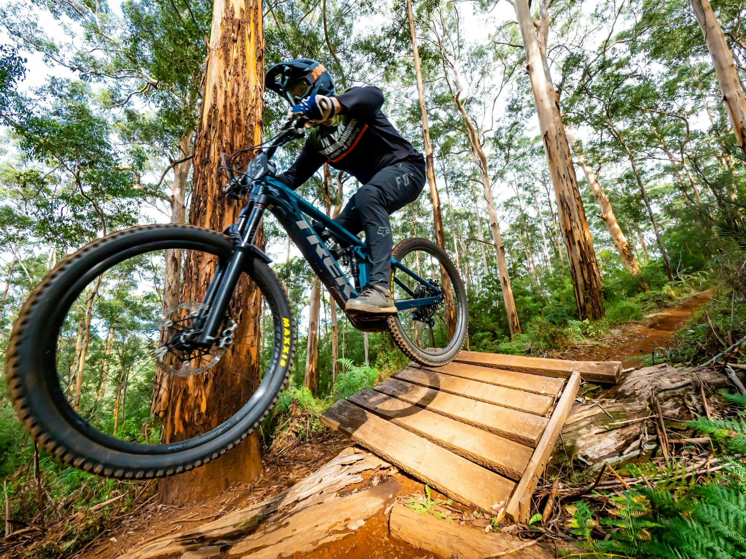 Coach sending a drop on Pembertons  Relentless Blue trail