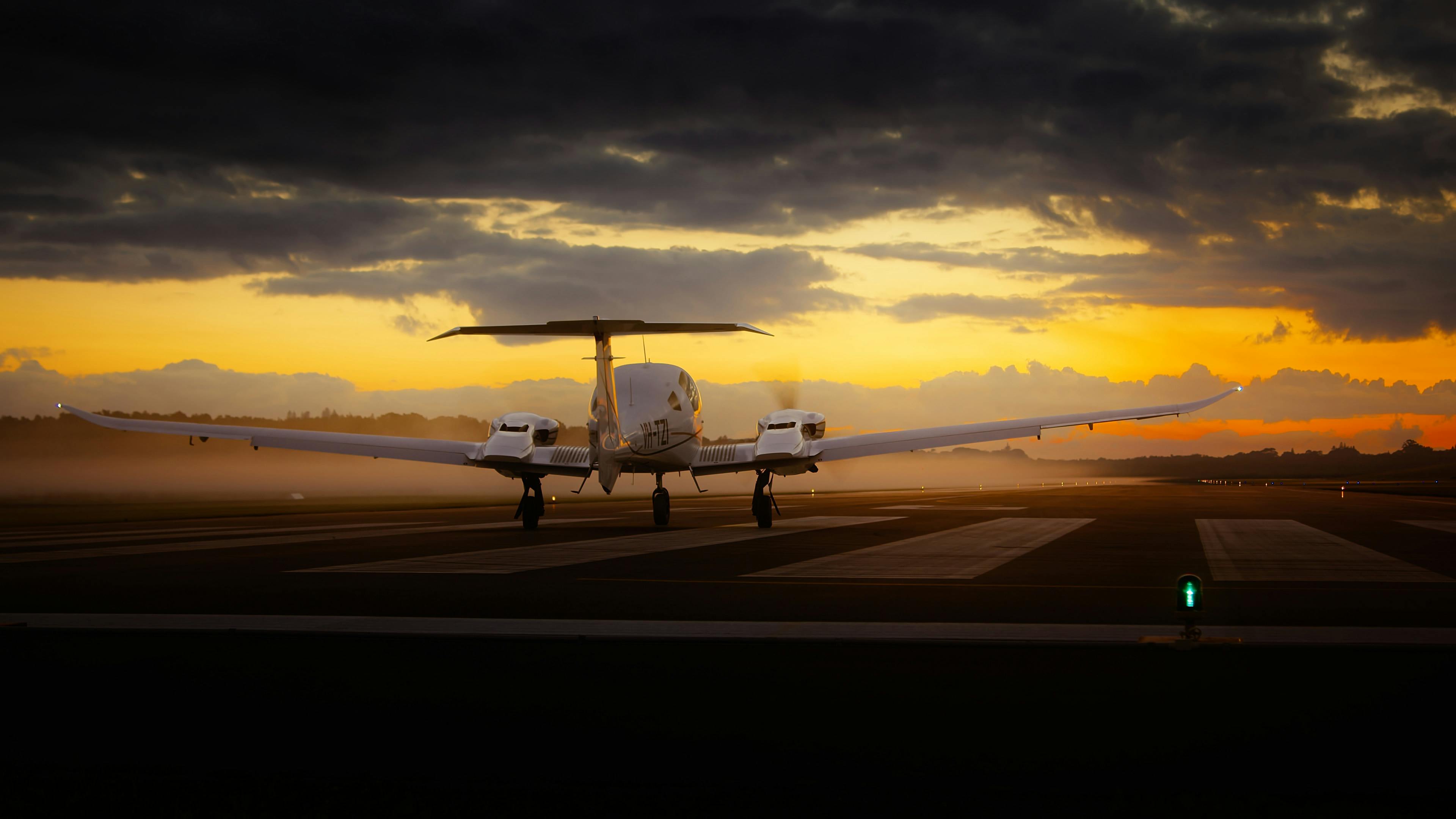 Private corporate travel for business or leisure - we've got you covered.