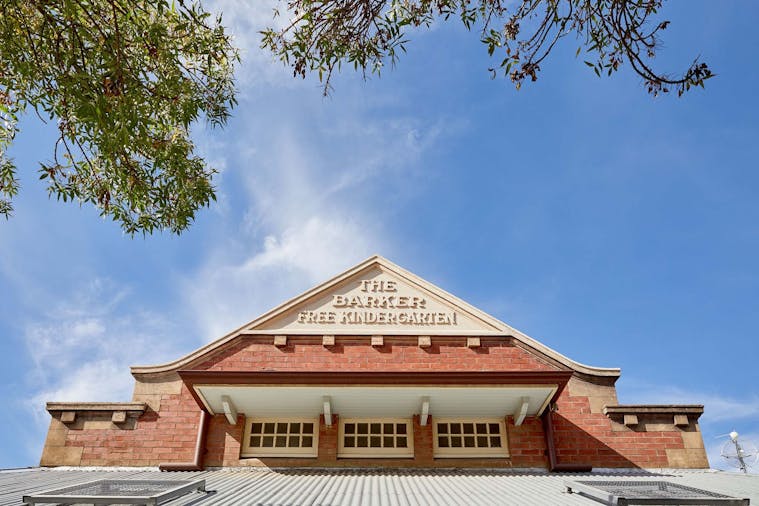 The High Street SelfGuided Walking Trail