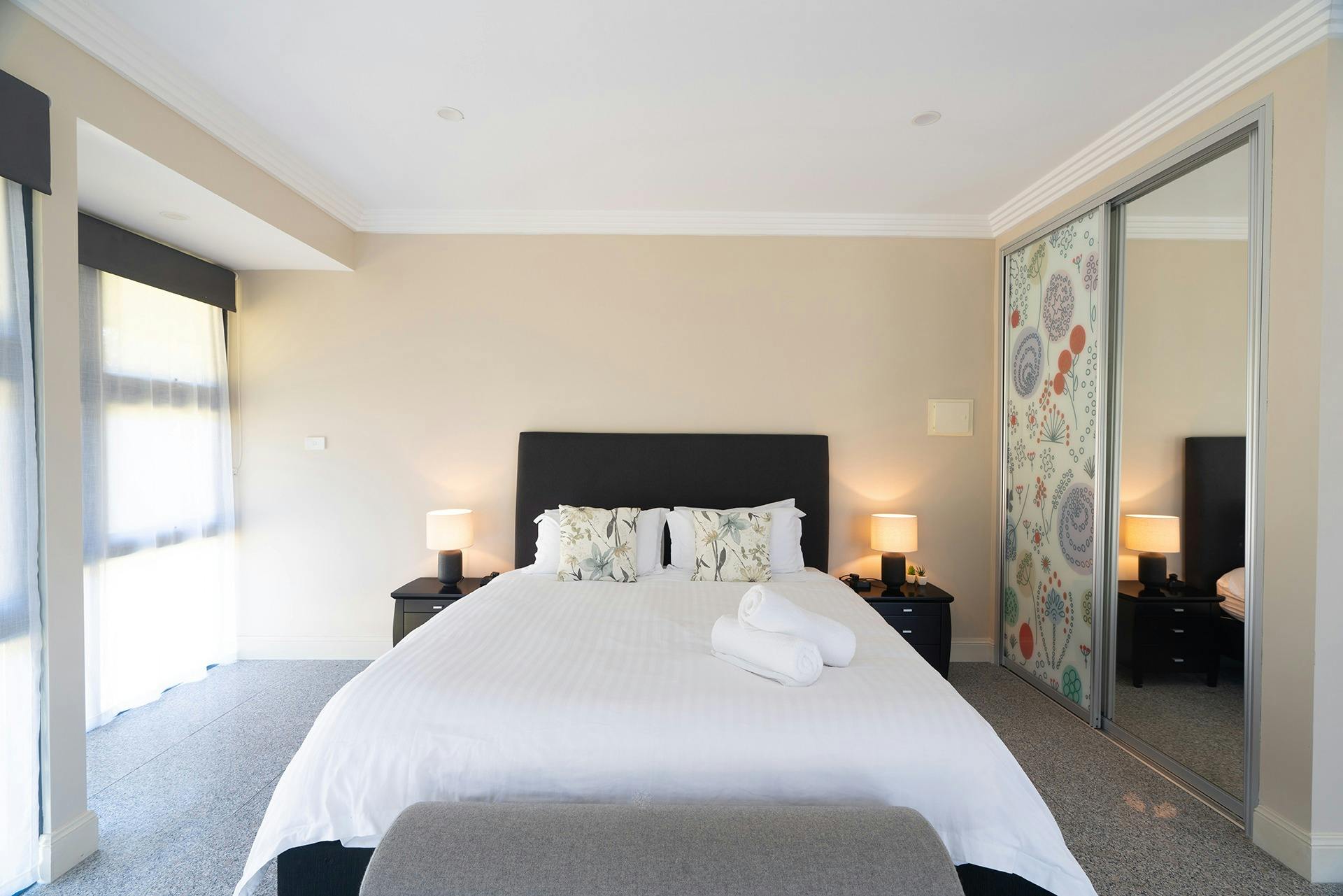 Suite 1 - King bed with large space around