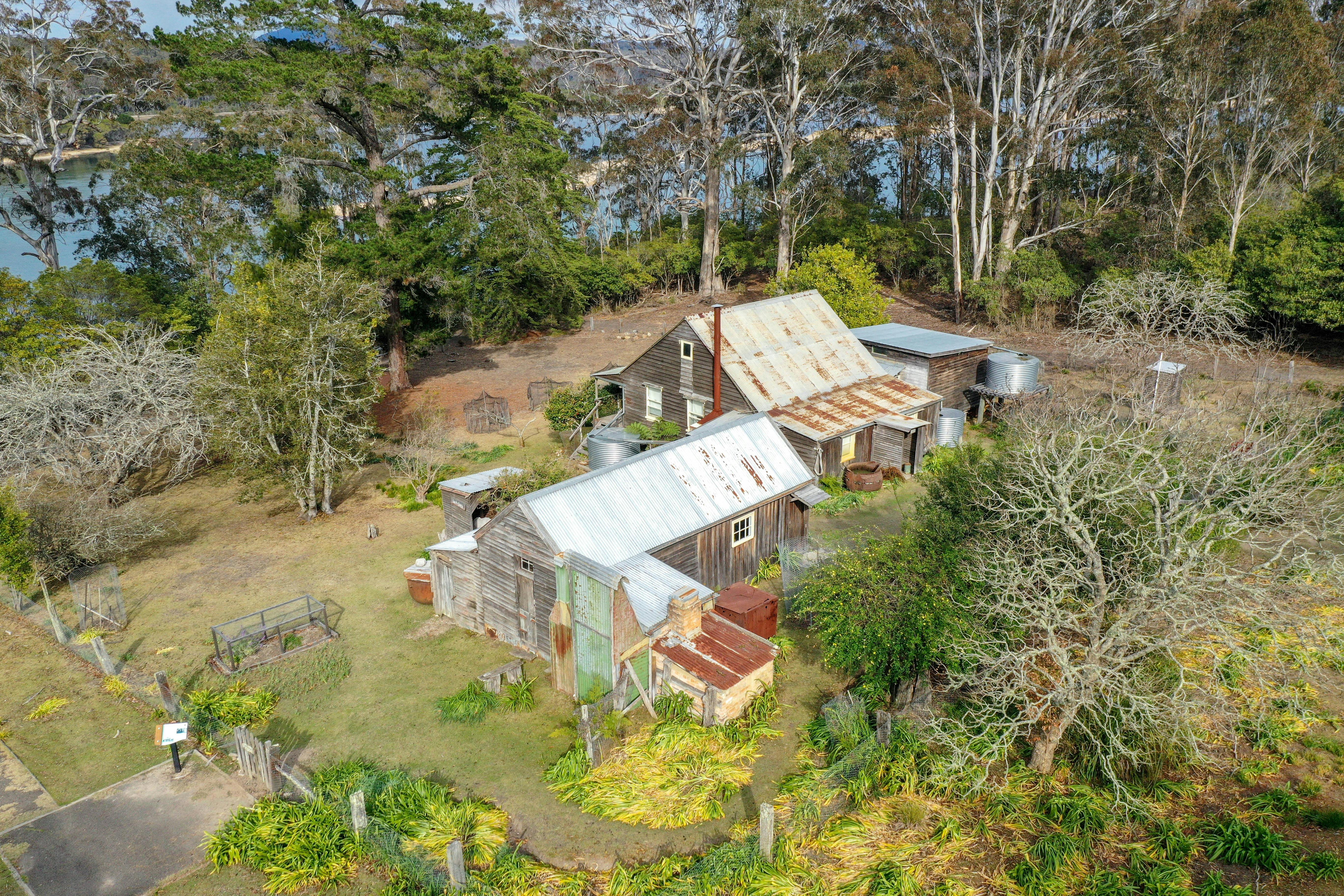 捕鯨站的空拍照片