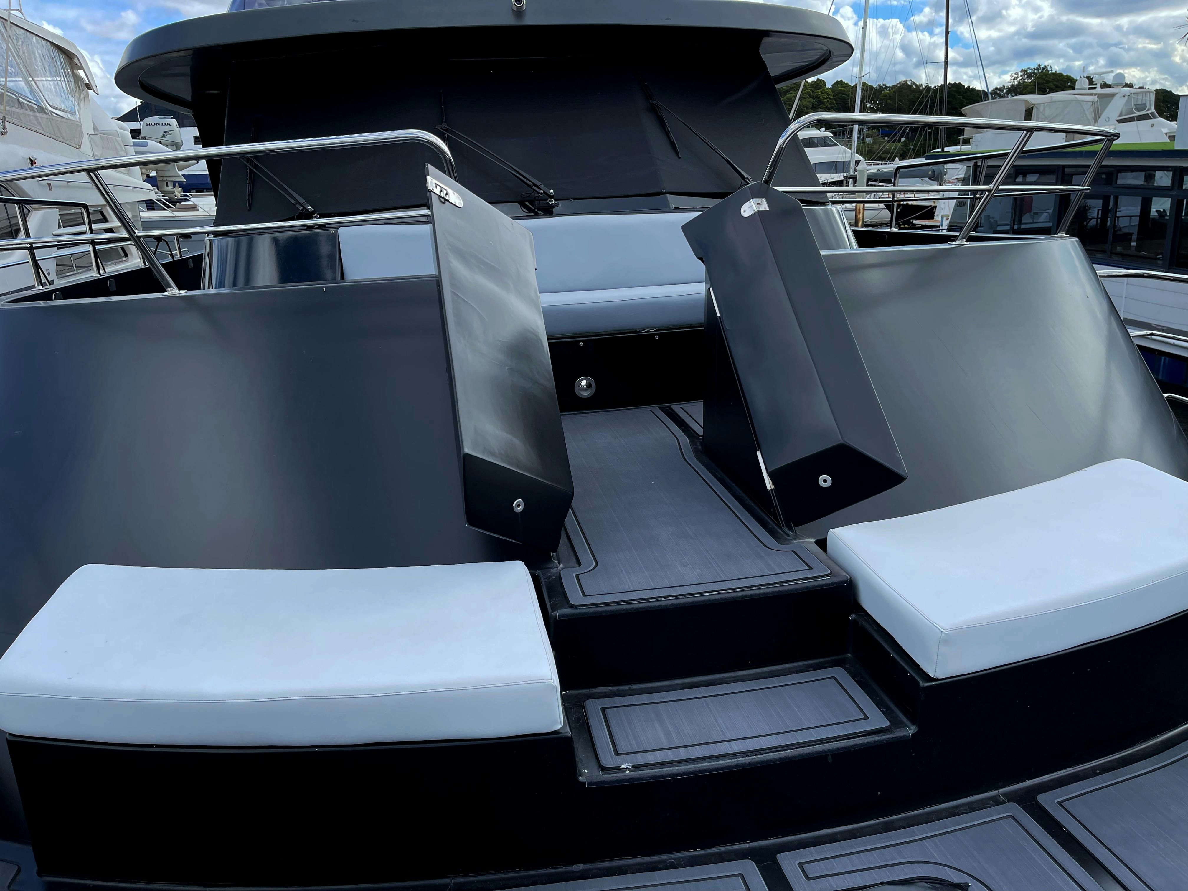 Bow Deck