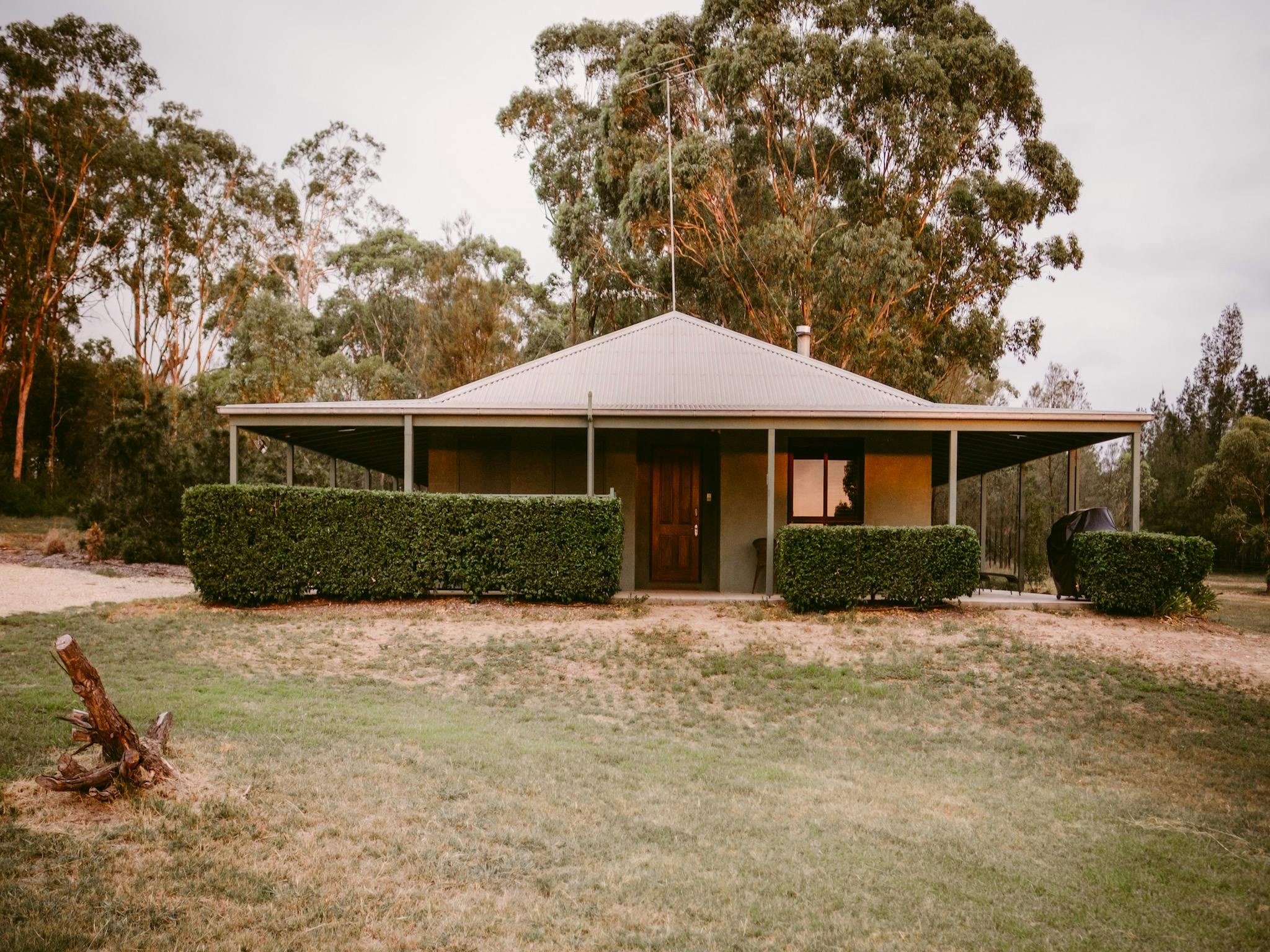 Sunset Ridge - Exterior