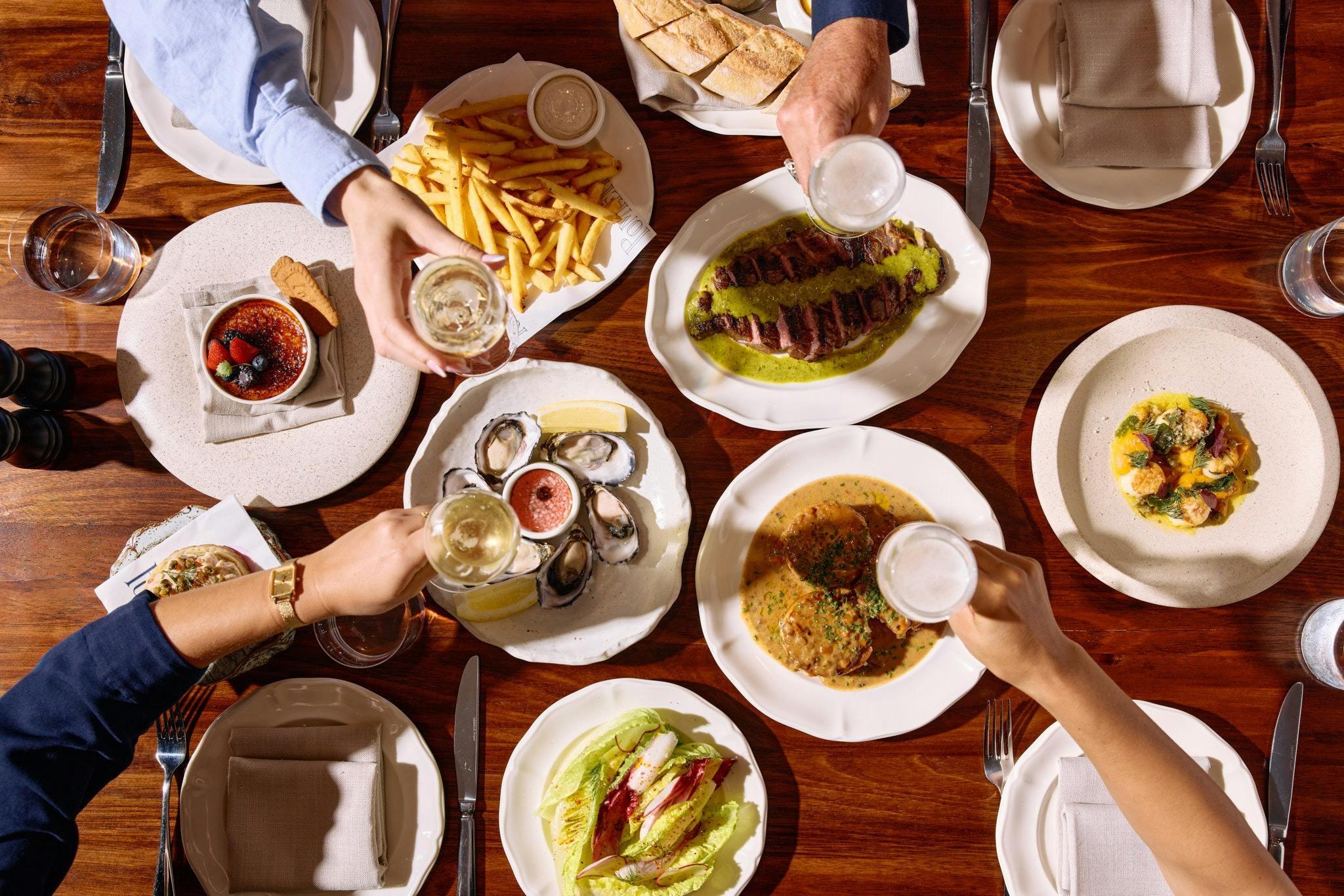 Pompette Champagne Bar & Restaurant