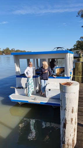 Reedy Creek Retreat BBQ Boat Hire