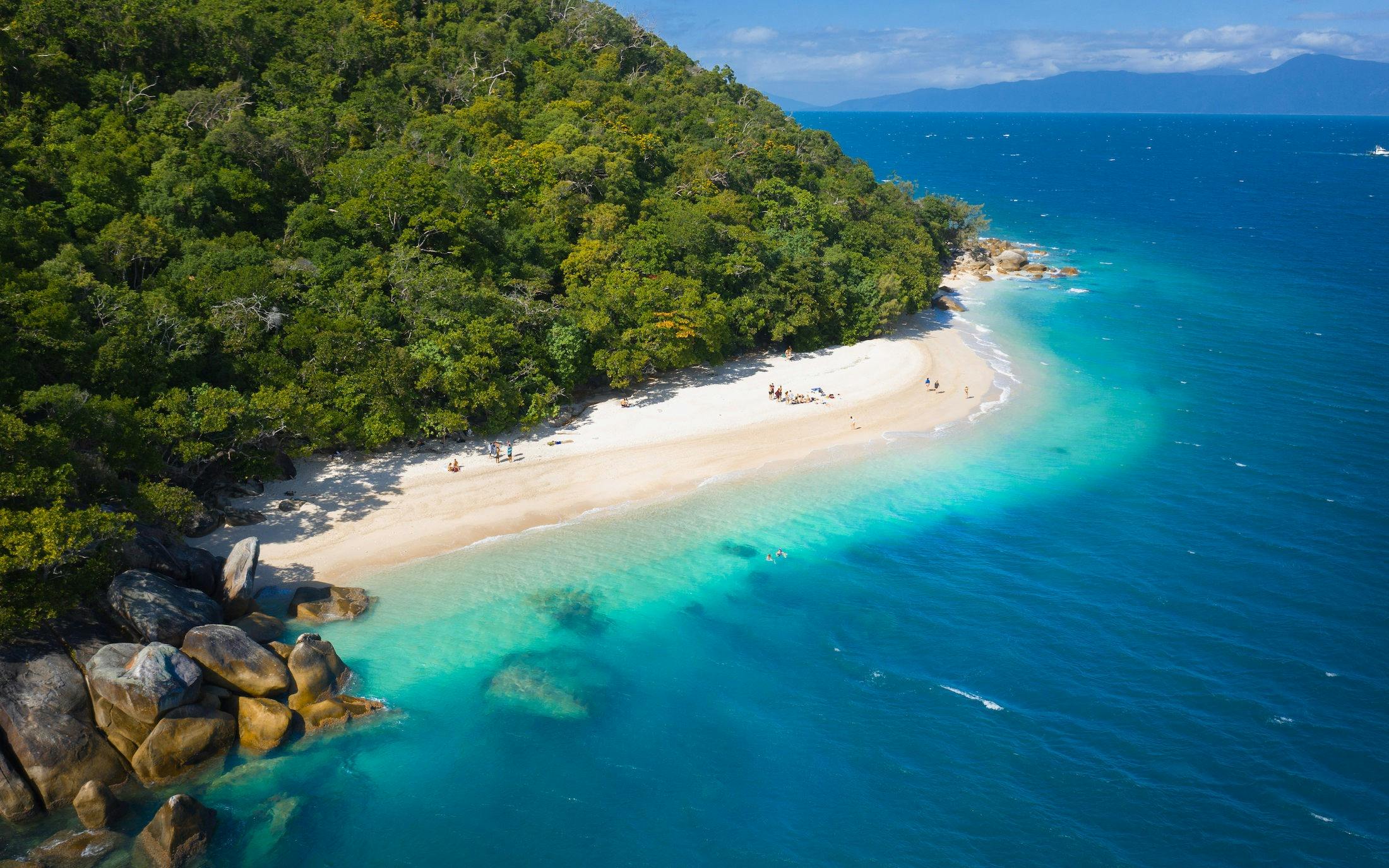Fitzroy Island Day Tour - Nudey Beach