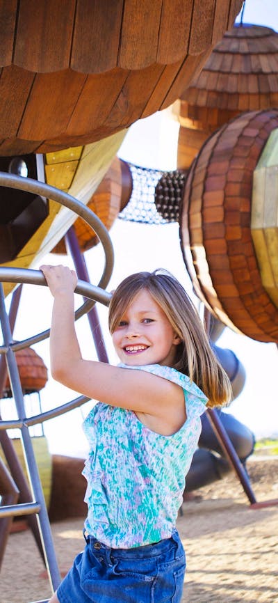 Kids having fun at Pod Playground