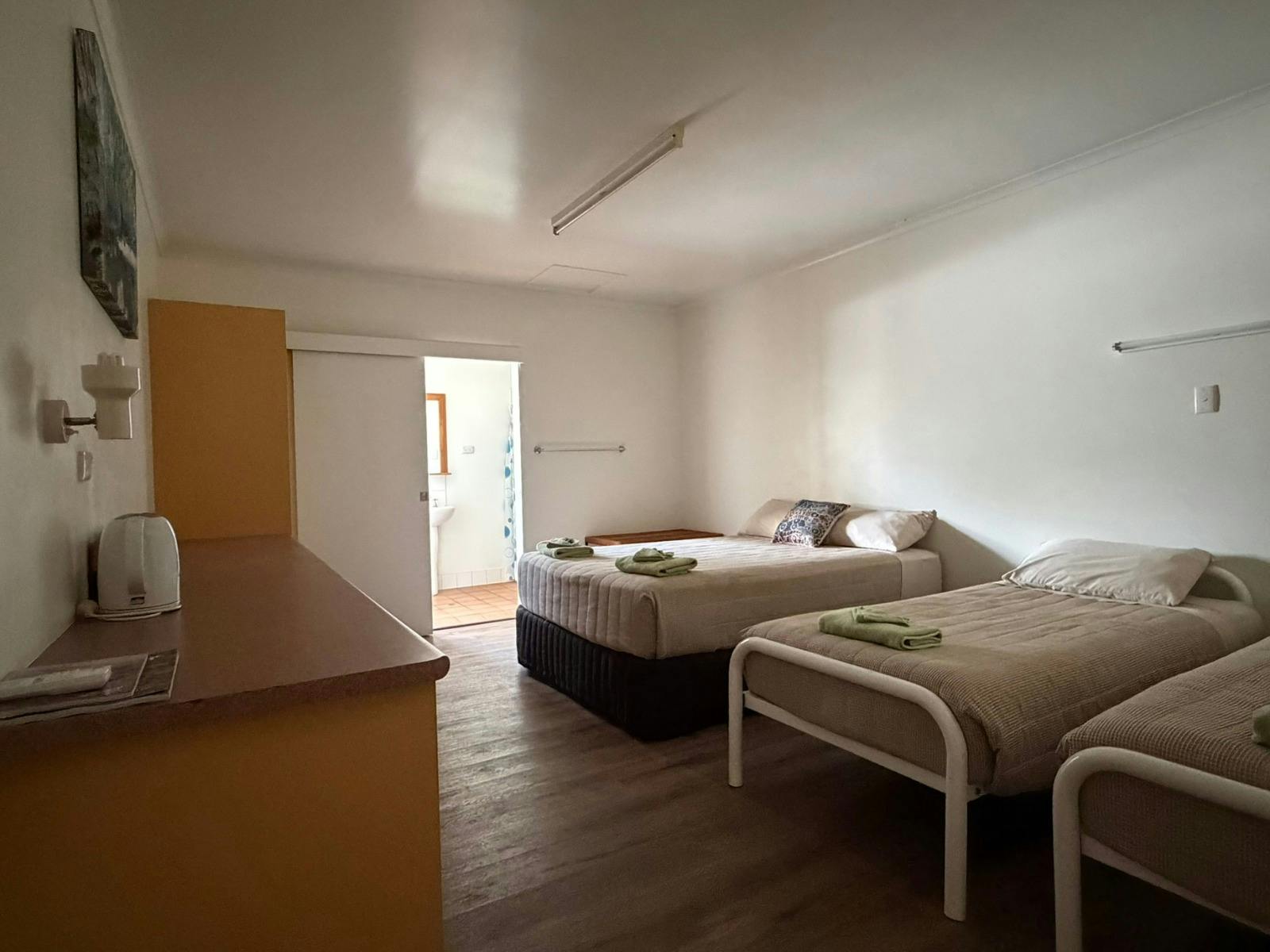 Ensuite Cabins