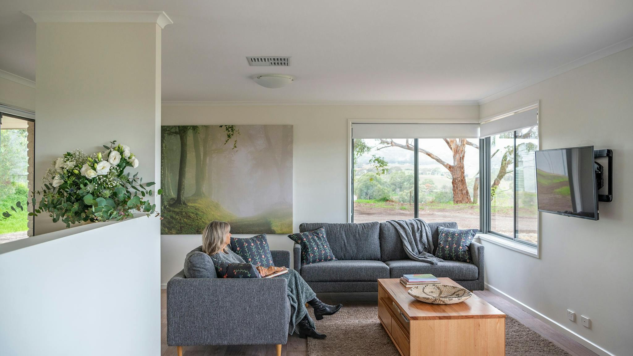 Living area McLaren Vale Getaways - Hillside House