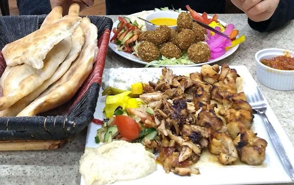 Abu Noaas Restaurant