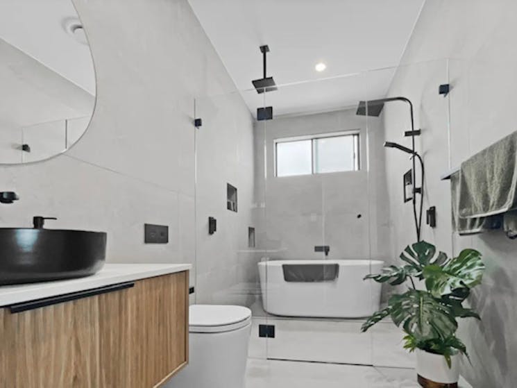 Bathroom at Beach Side Luxury at the Point, Barrack Point, Shellharbour