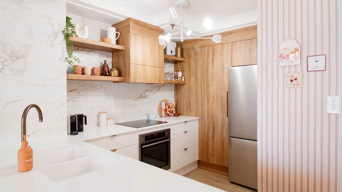 2 Bedroom unit in Burleigh