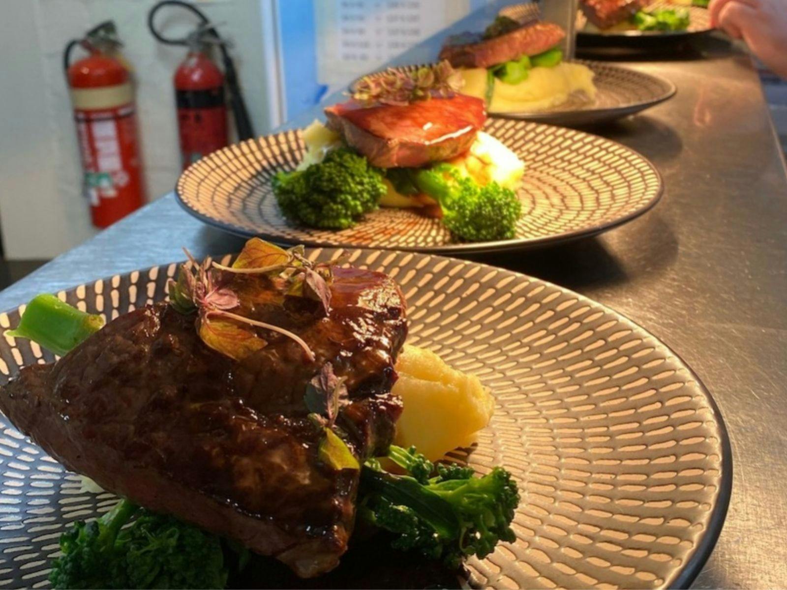 로터 원과 함께하는 4 파인즈 팜 헬리 어드벤처