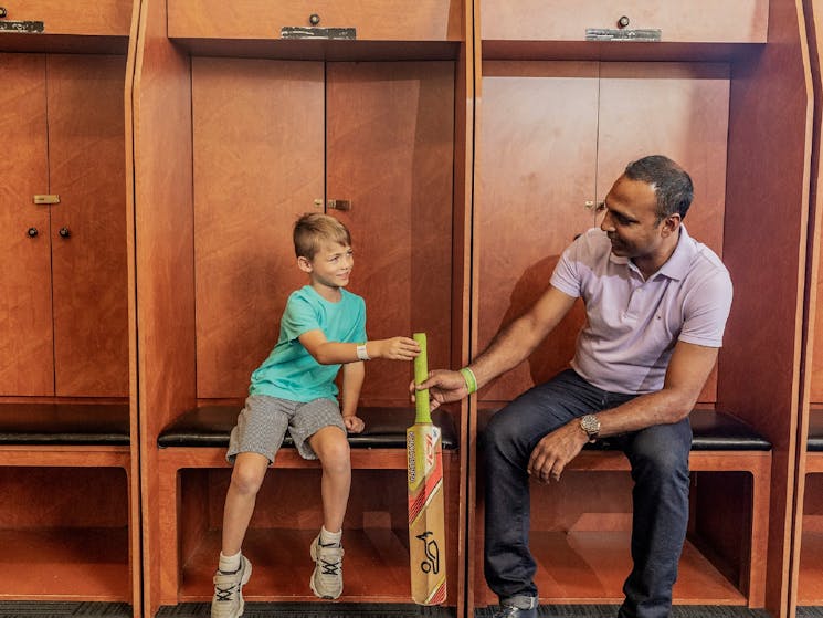 Download Sydney Cricket Ground (SCG) Children's School Holiday Tour ...