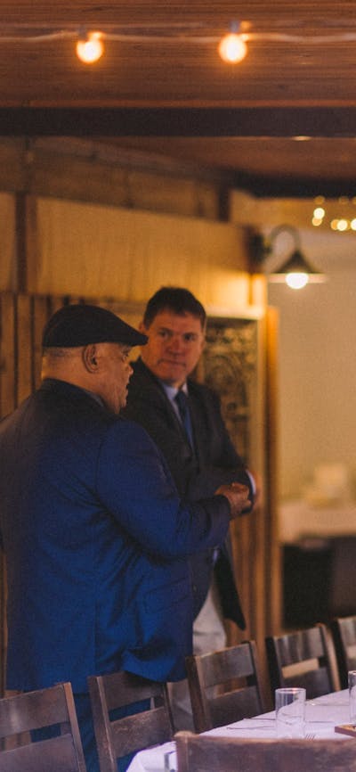 Redbrow Garden Guesthouse Accommodation Lakeside Deck for Functions -Wedding- Murrumbateman