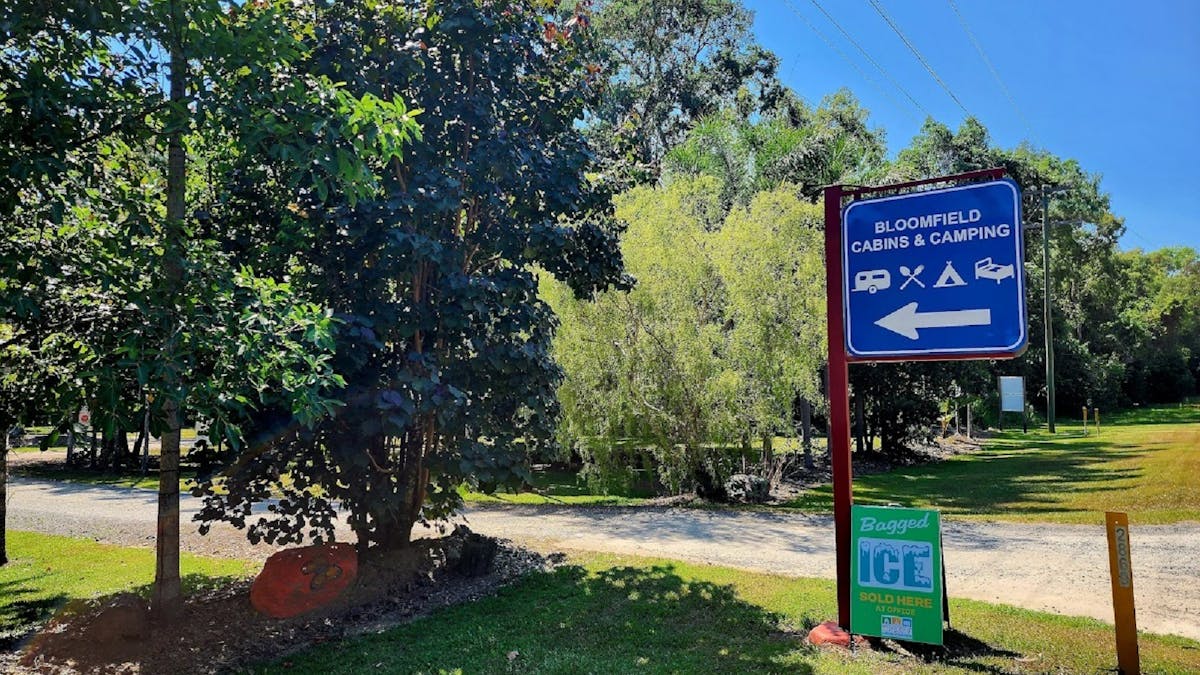 Entrance driveway and signage