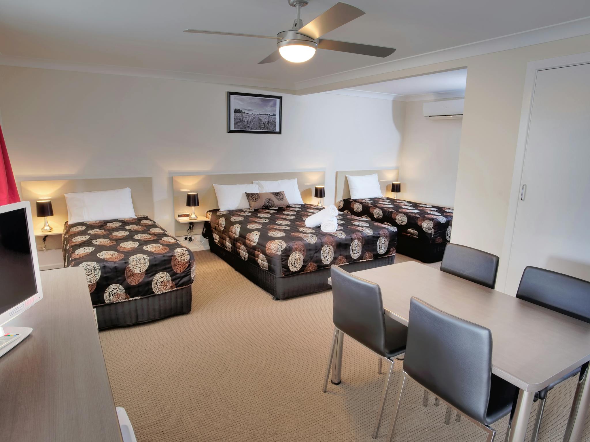 High St Motor Inn Motel Stanthorpe Granite Belt High St Motor Inn Motel Stanthorpe Granite Belt