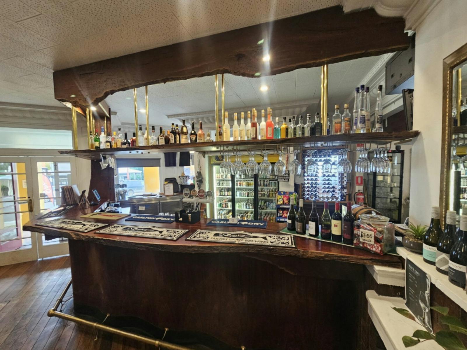 Bar