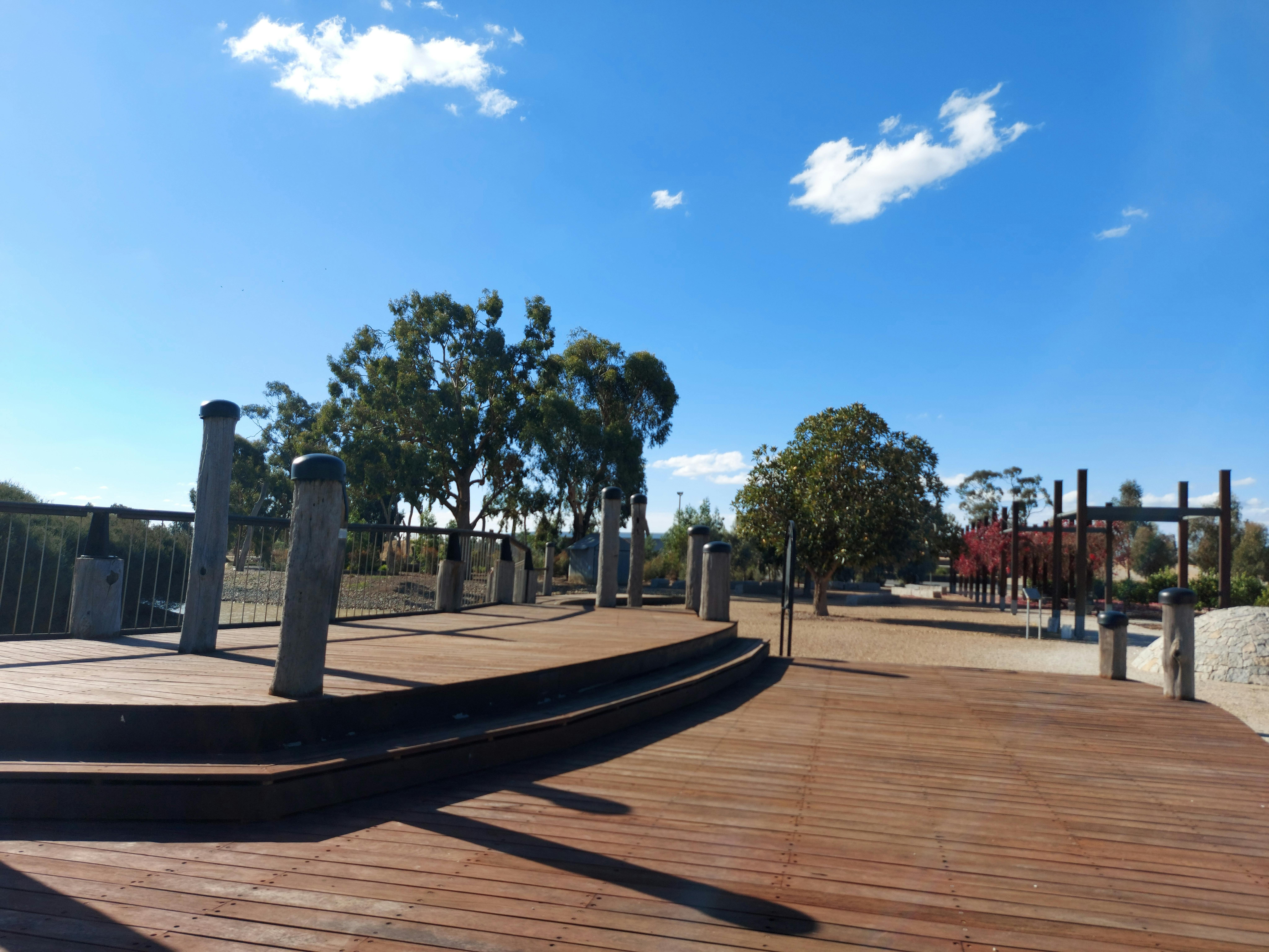 Moama botanic gardens