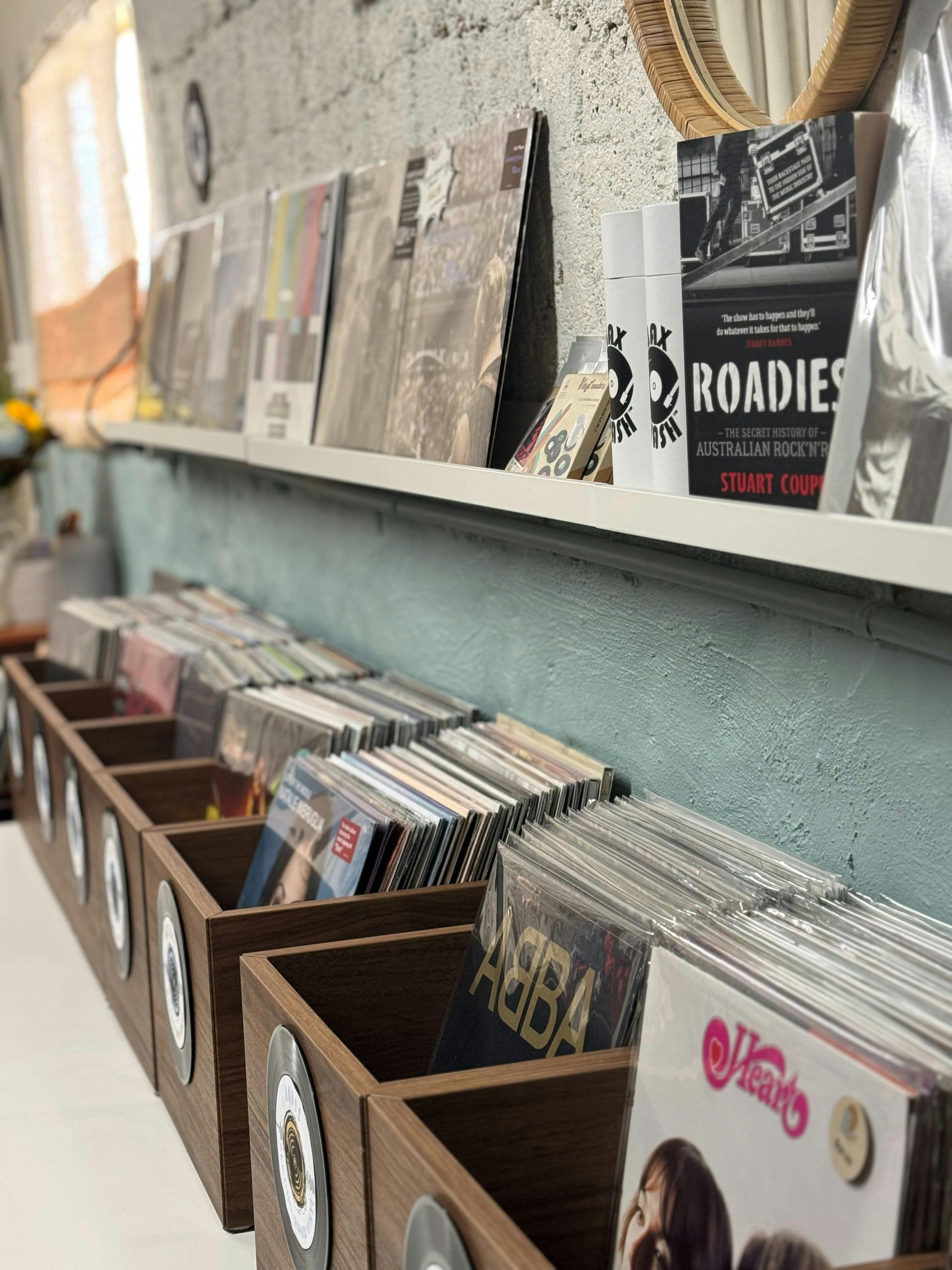 Peninsula Records and Books