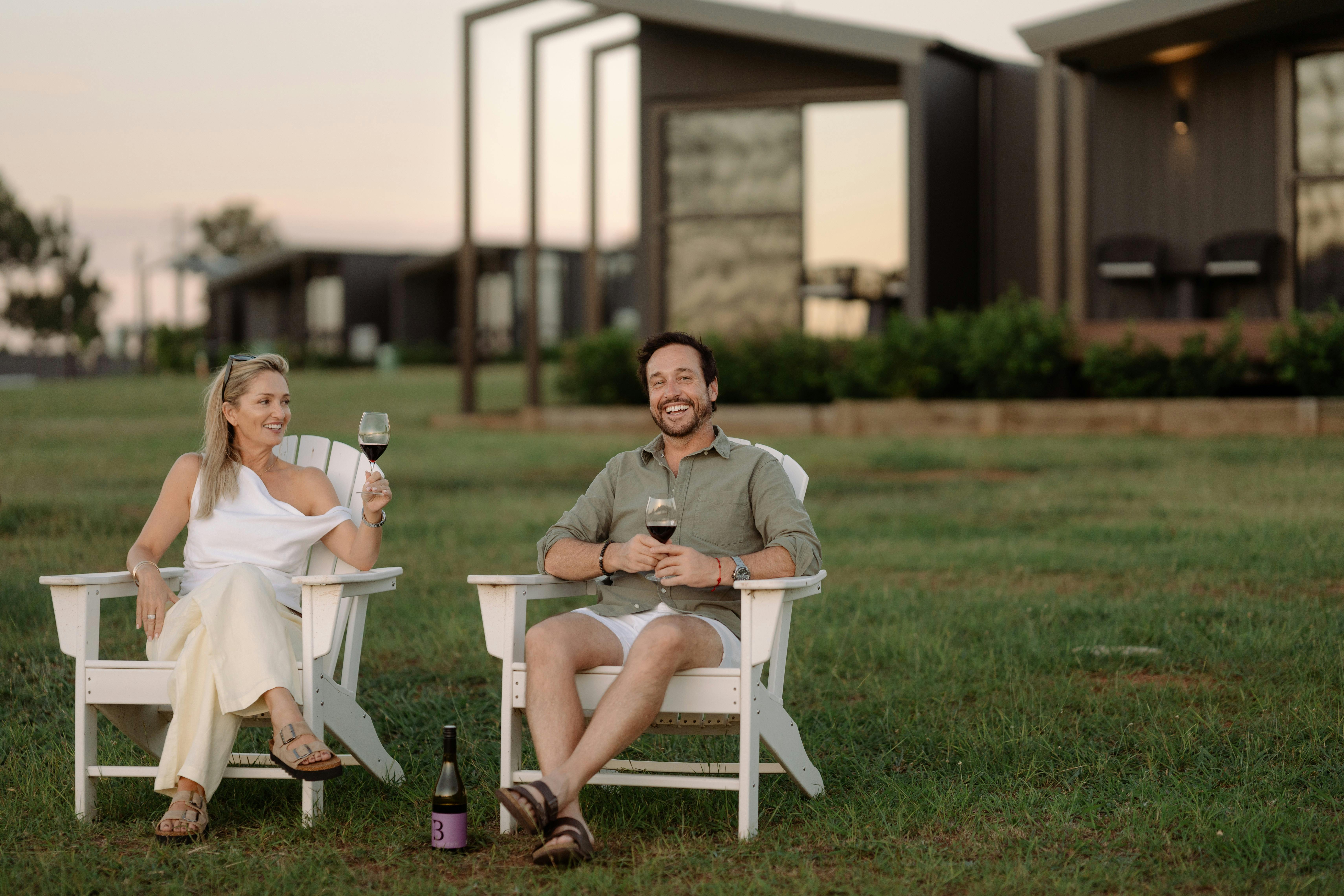 Couple in front of The Lane Retreat studio