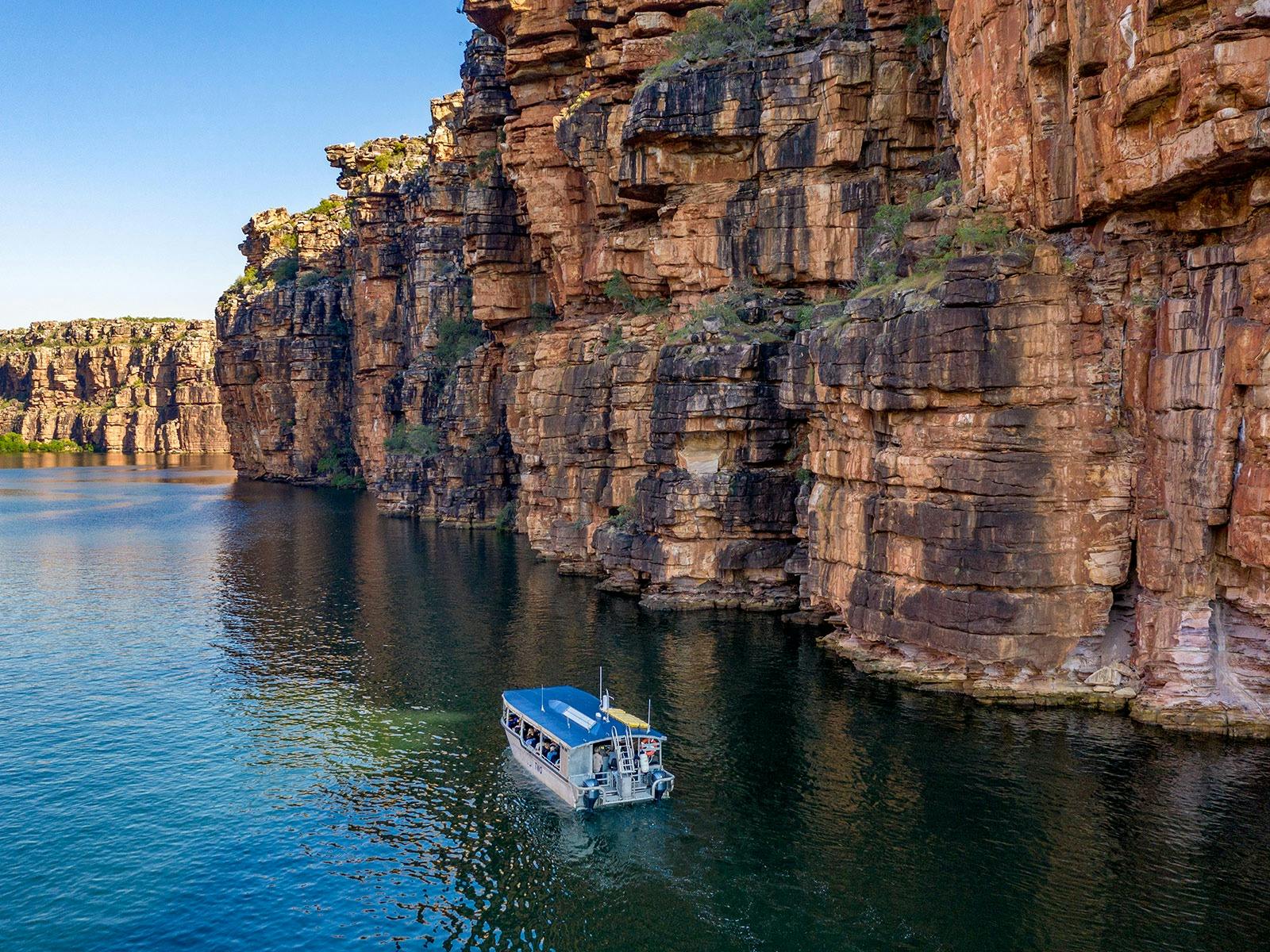 Xplorer Cruising Down King George River