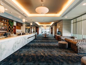 A dynamic space that can be used for networking events, pre diner drinks and so much more.