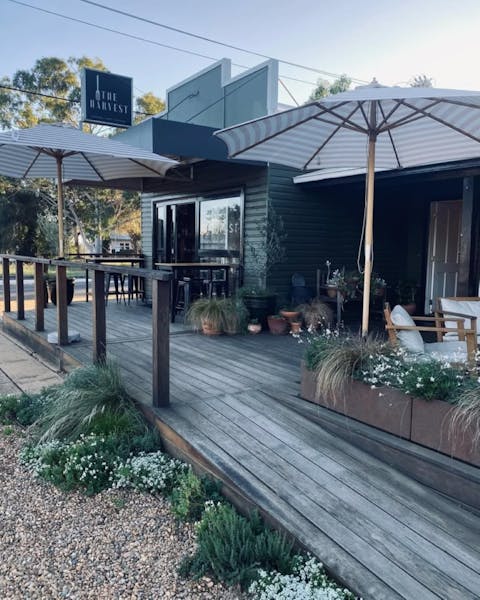 The Harvest Café