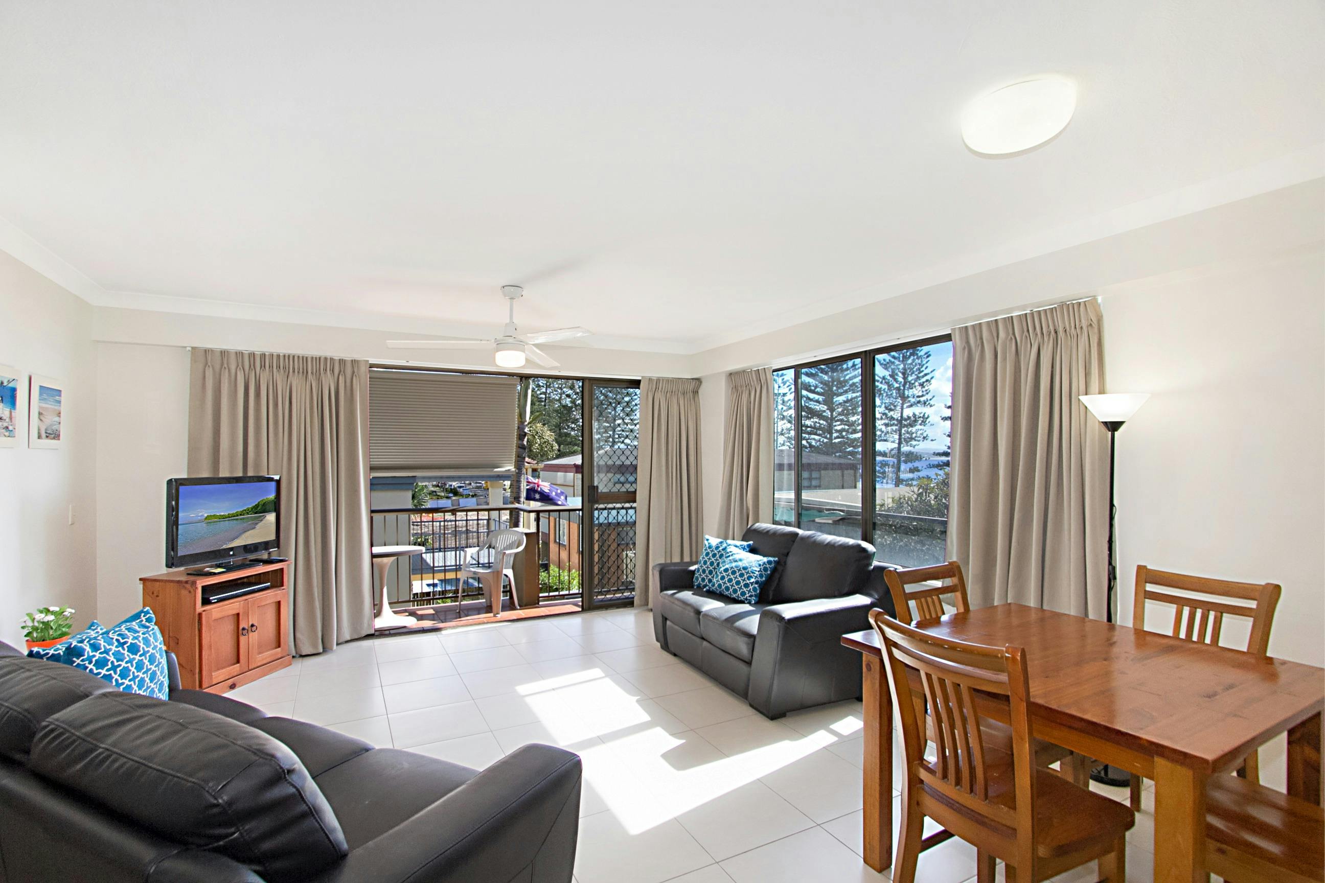 Cobden Court Unit 6 - Coolangatta