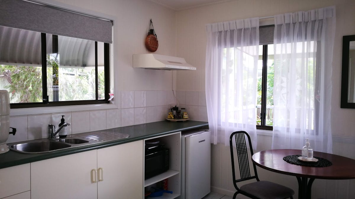 Cabin 3 Kitchenette