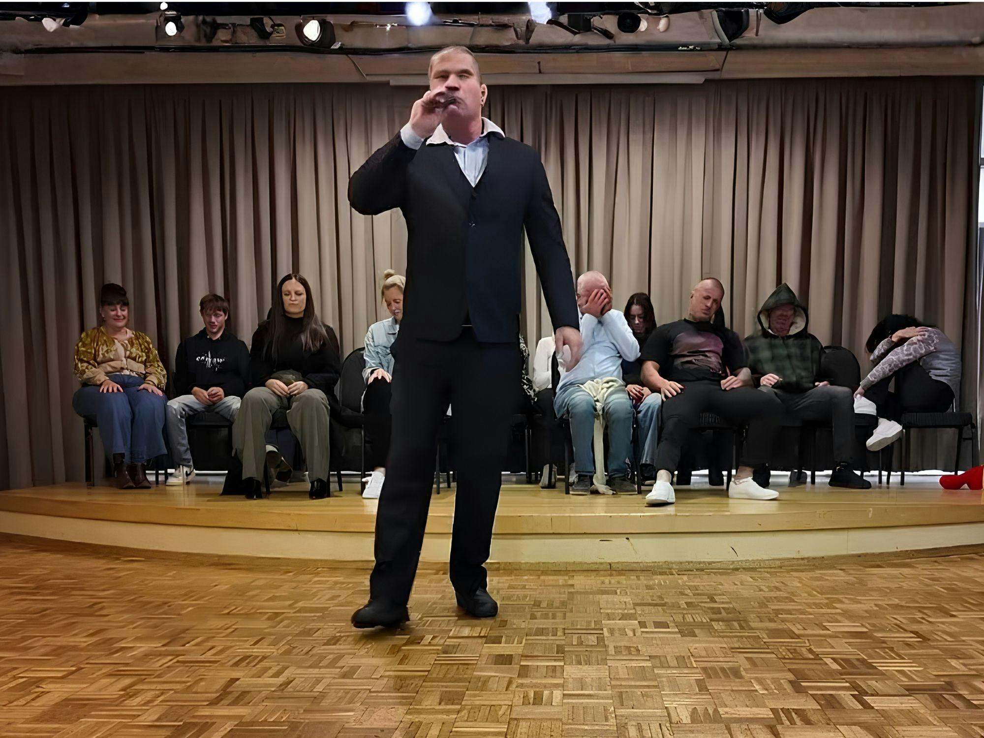 Rob Young Comedy Hypnosis