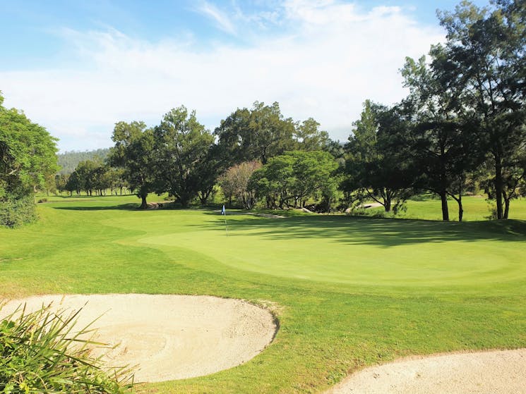 6th Green - Calderwood Valley Golf Course